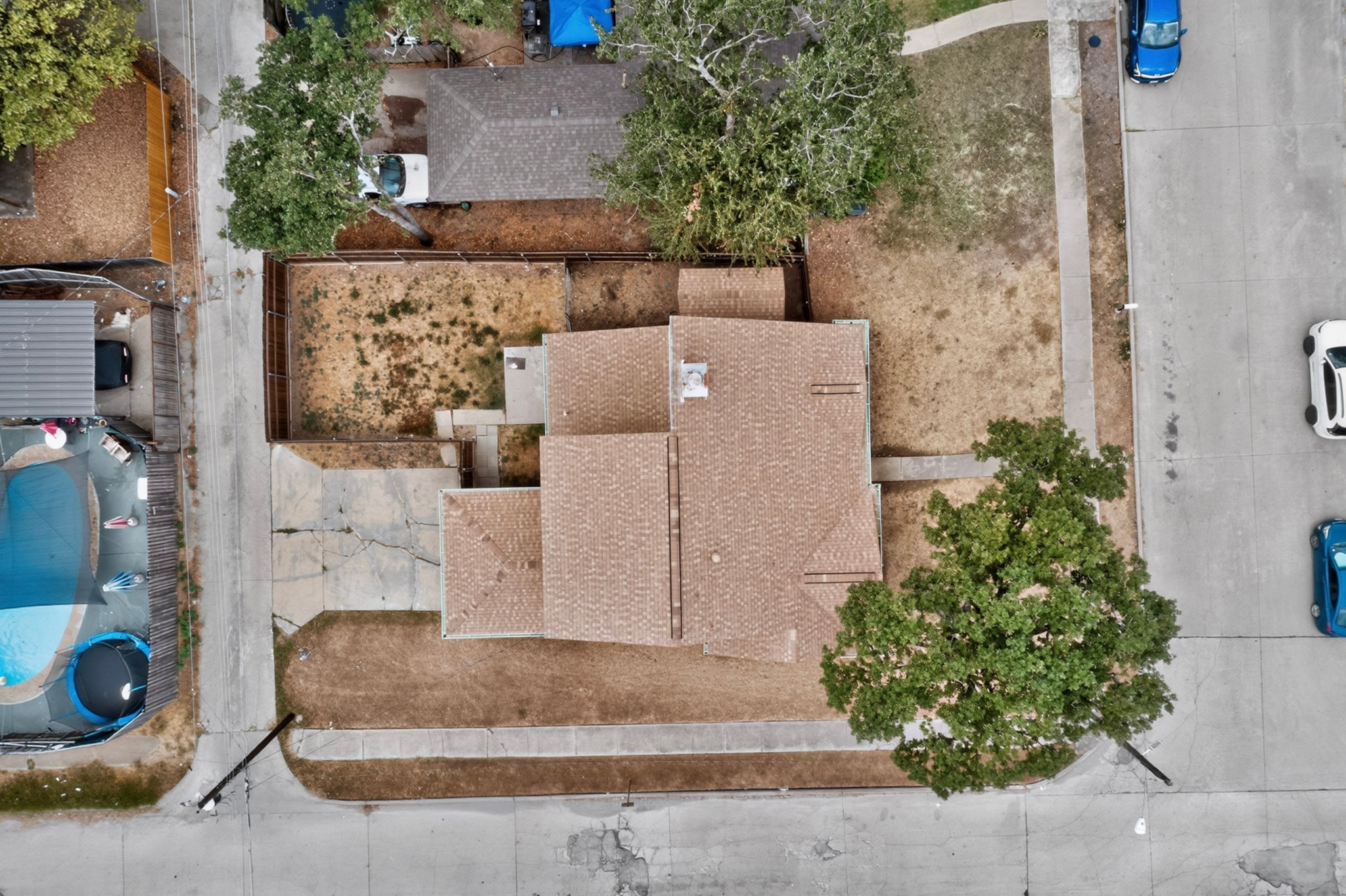11820 Amberly Lane — photo