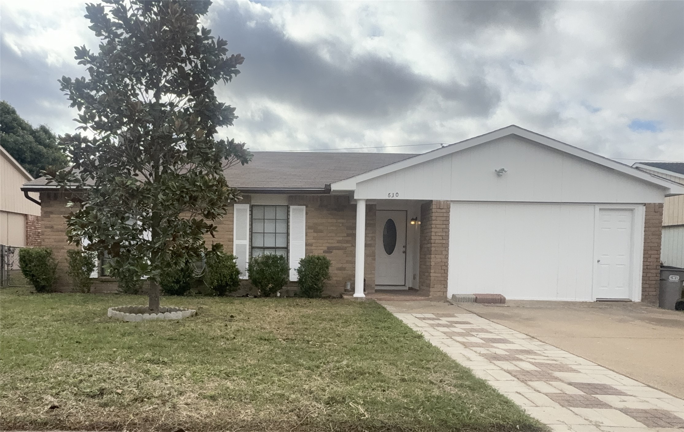 630 Valley View Drive — photo