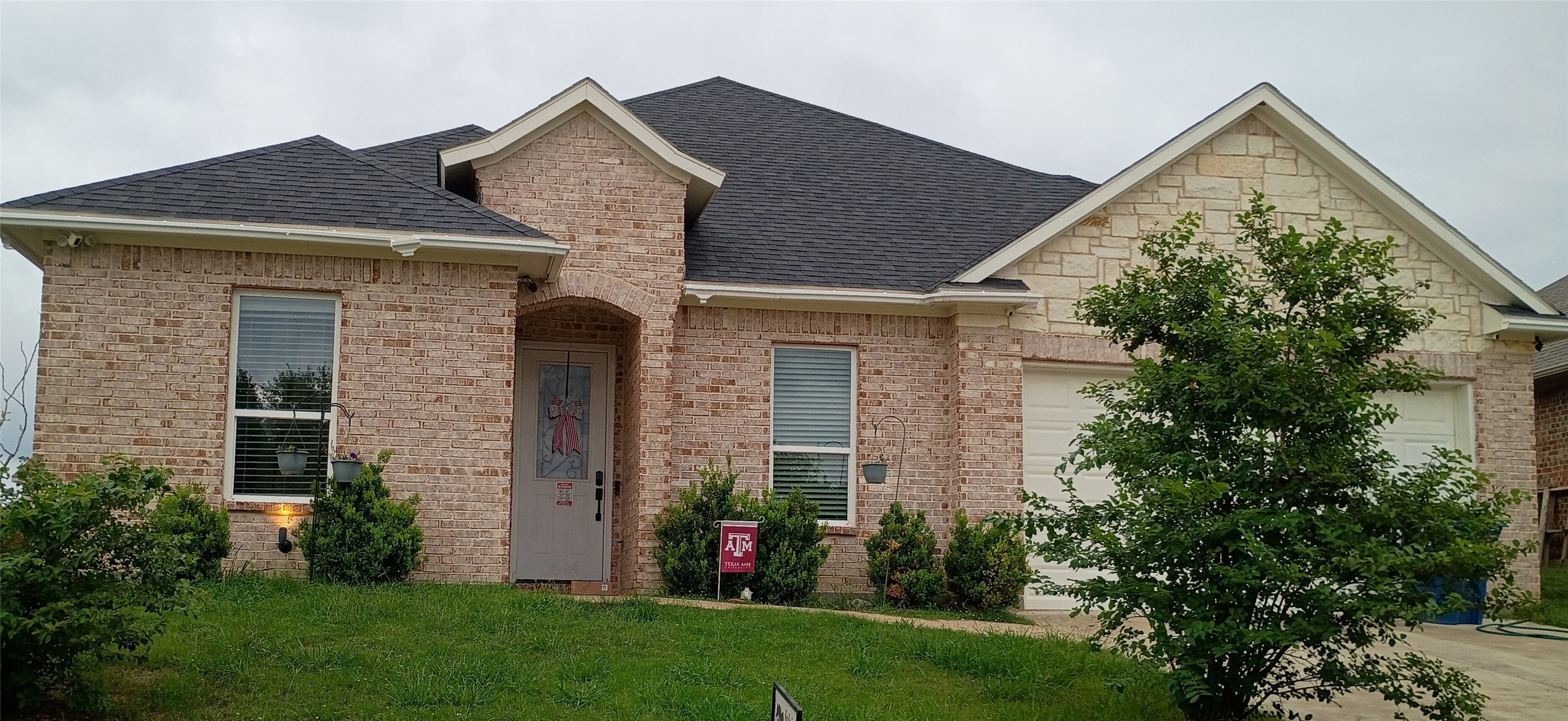 2806 Hackberry Drive — photo