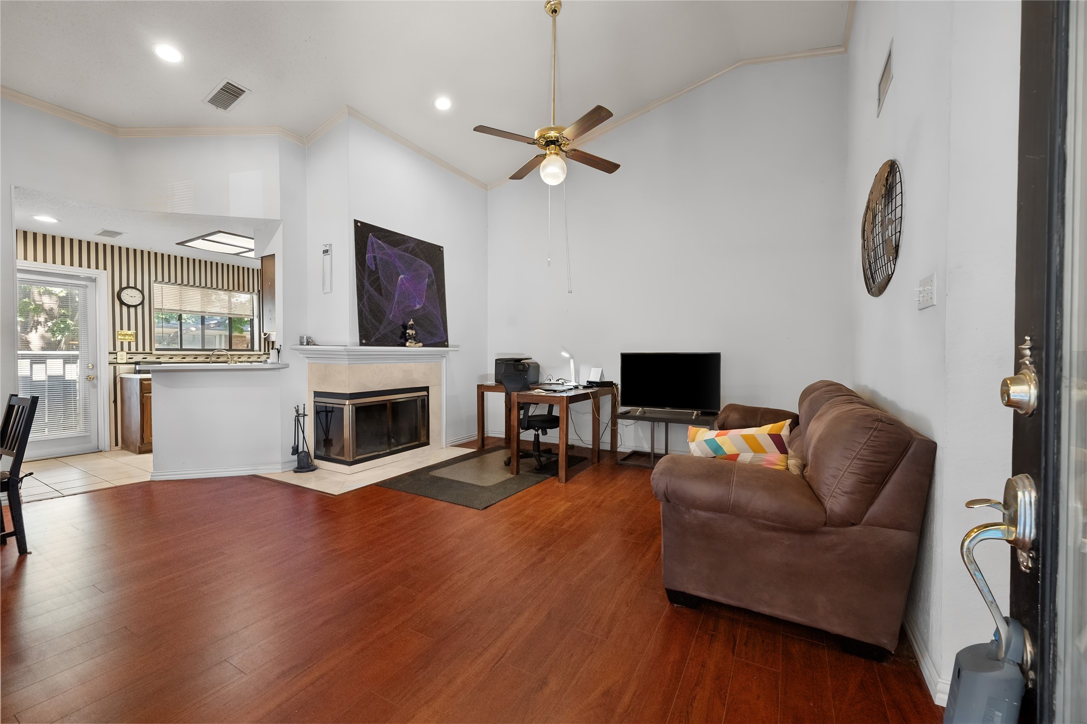 401 Pebble Way 237 — photo