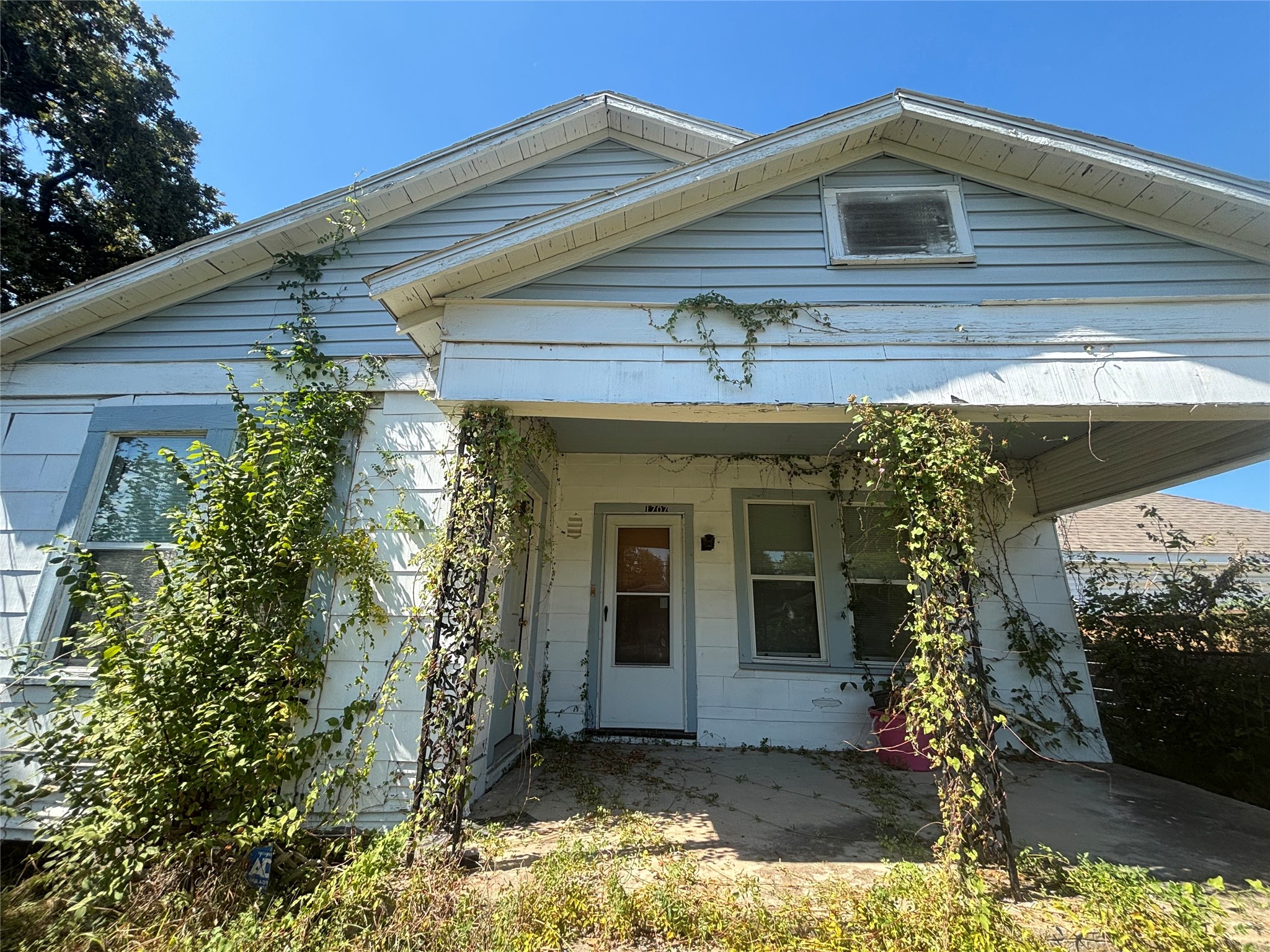 1707 Solo Street — photo