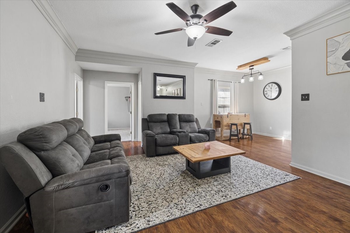 503 E Kaufman Street, Mabank, TX 75147 — photo 3