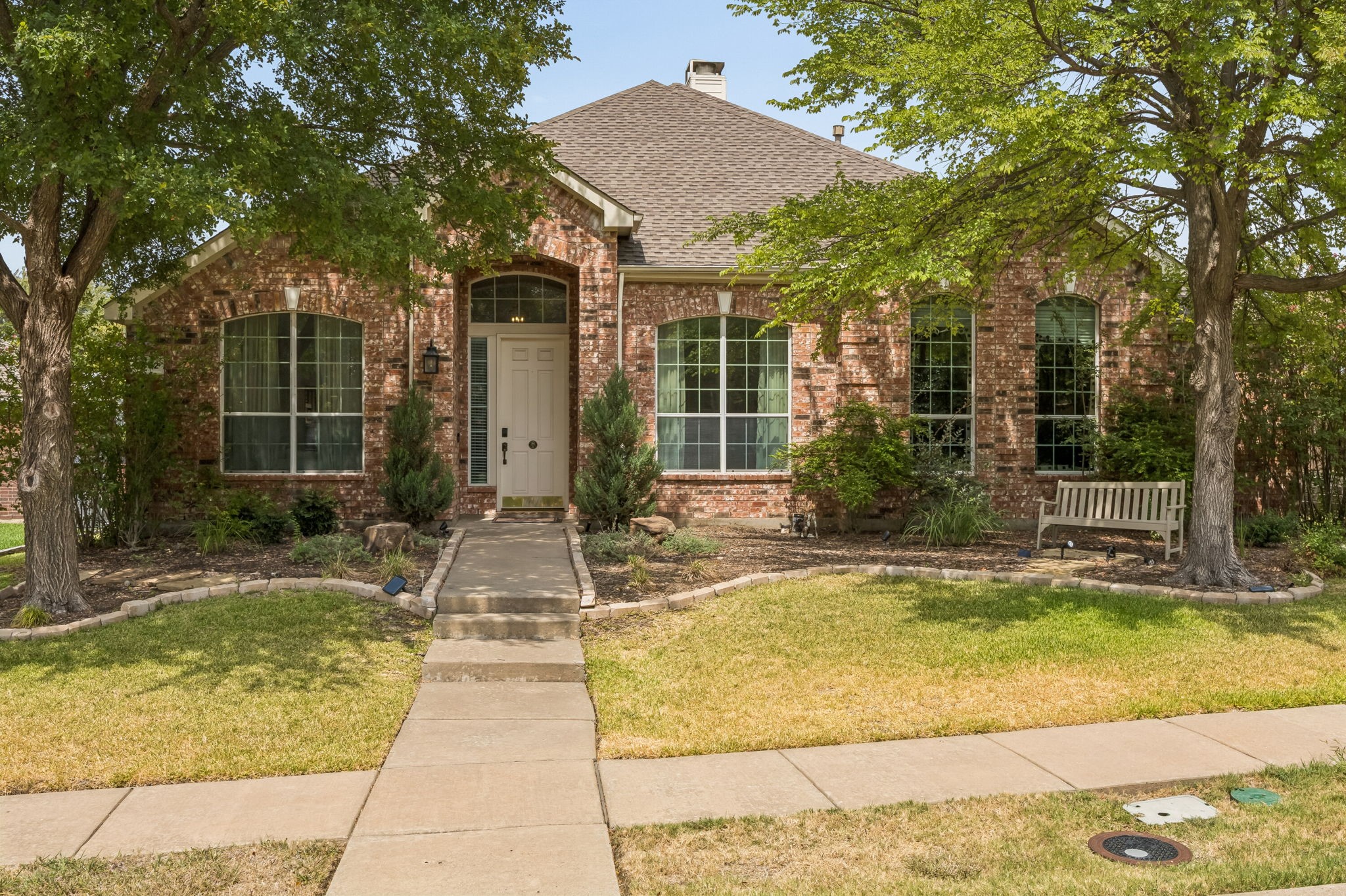 7462 Chinaberry Lane — photo