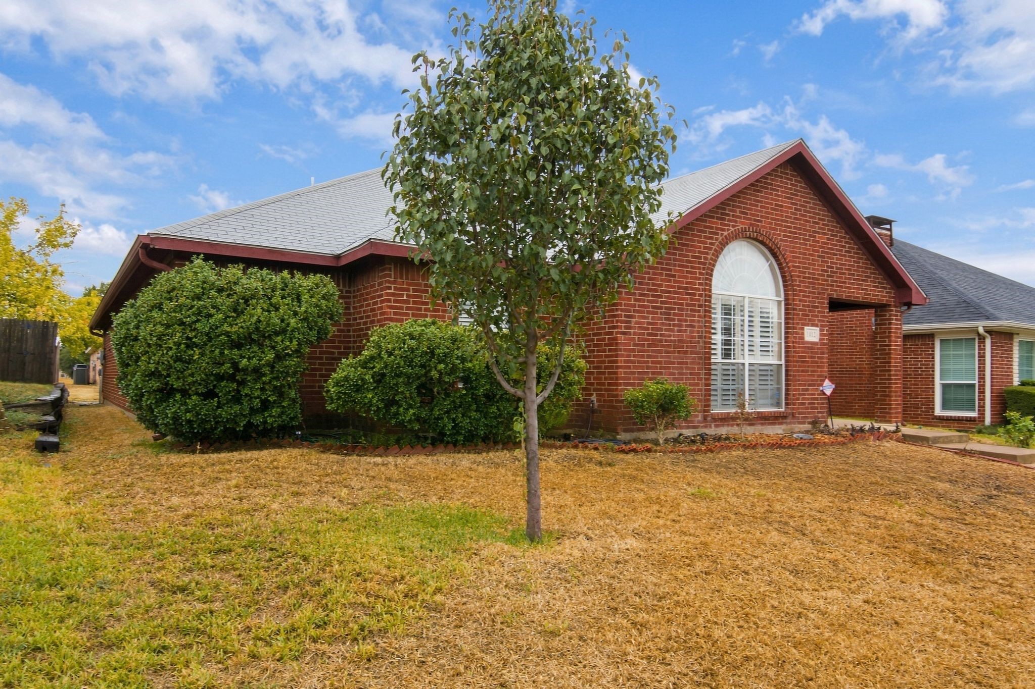 1412 Toplea Drive, Euless, TX 76040 — photo 2