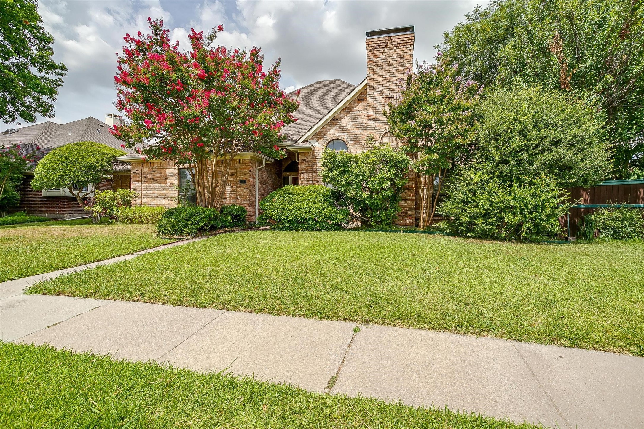 9017 Rodeo Drive, Irving, TX 75063