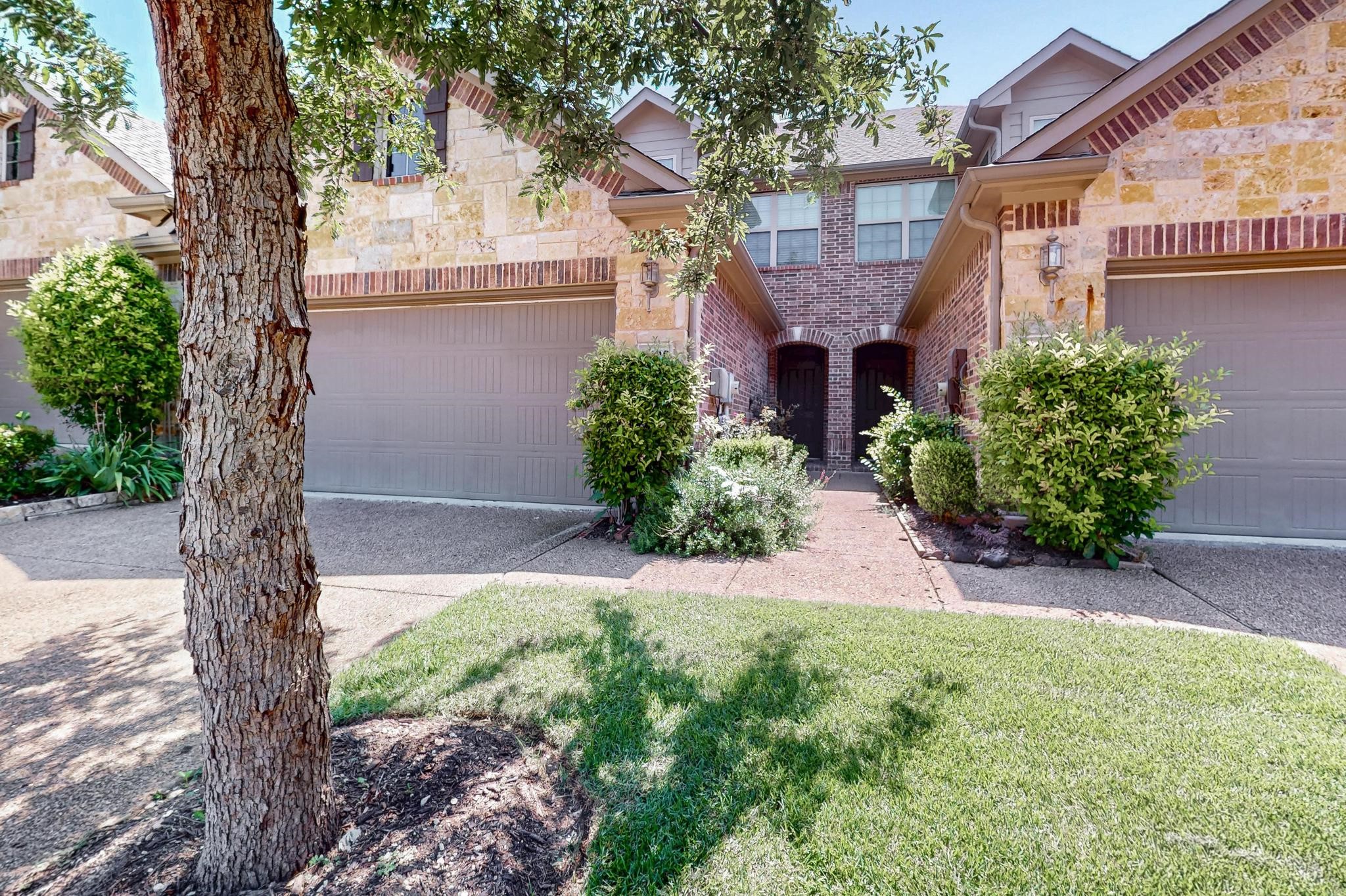 6106 Black Swan Circle — photo