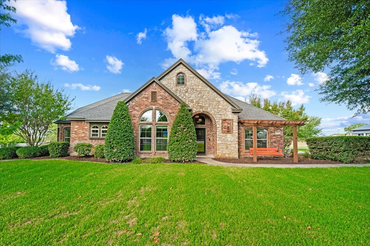 137 Prairie Ridge Drive — photo