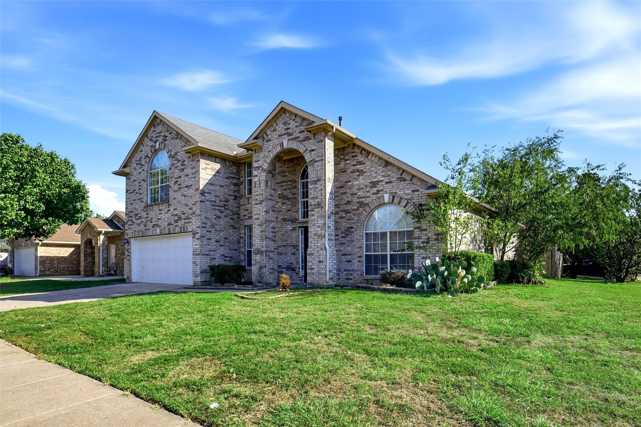 2447 Ranchview Drive, Grand Prairie, TX 75052 — photo 2