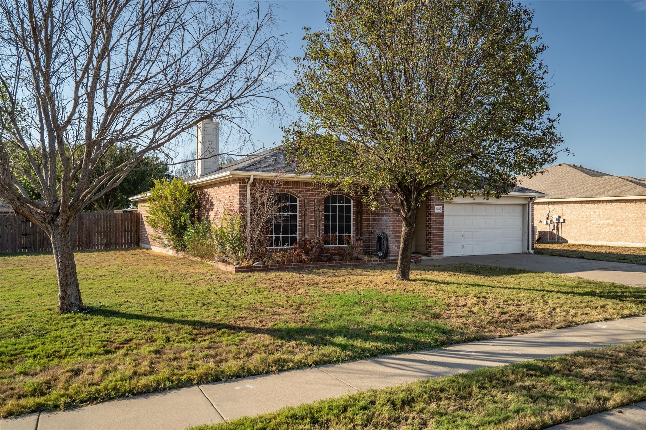 205 Saddlebrook Drive, Krum, TX 76249 — photo 2