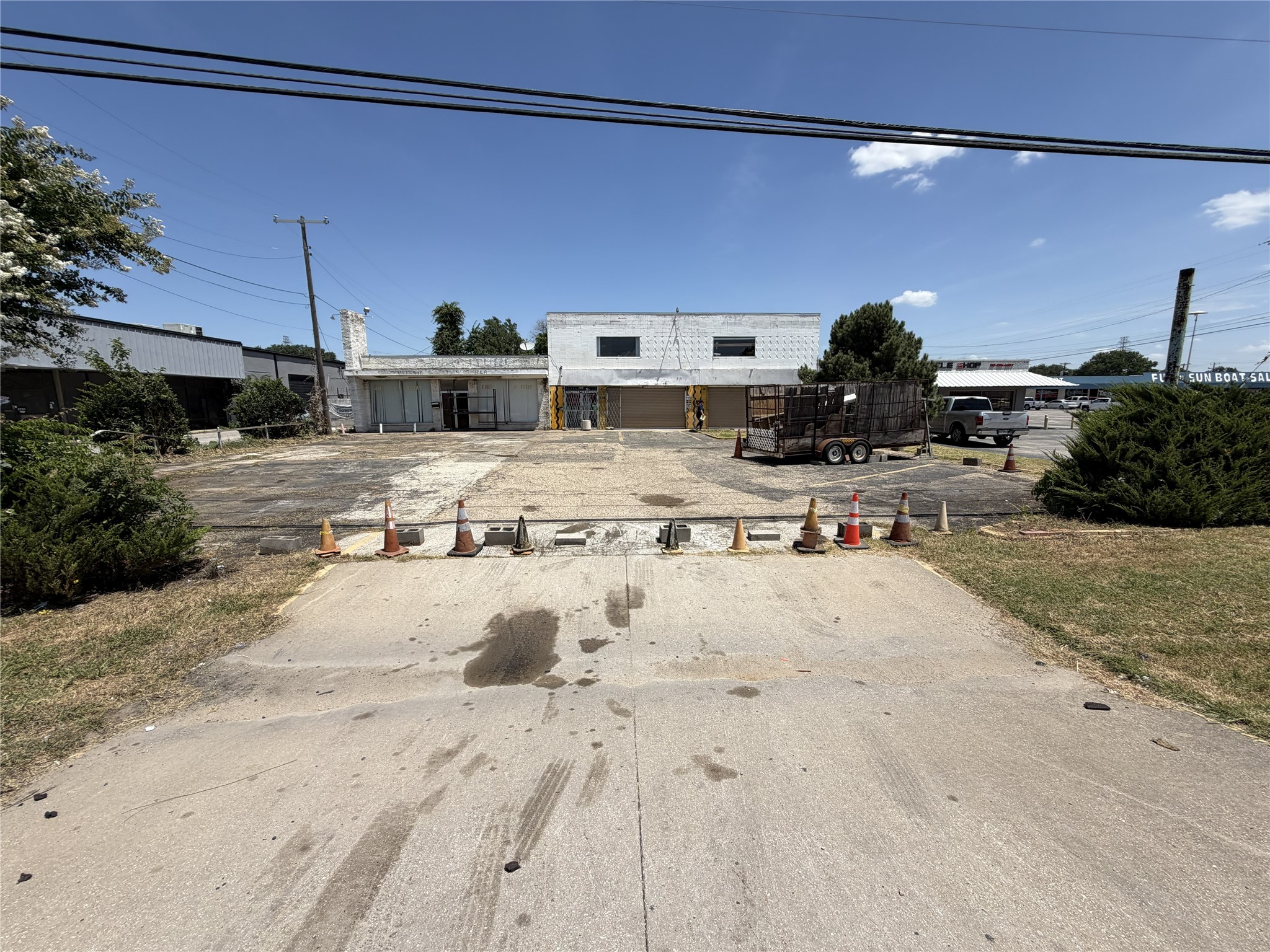 336 W Hurst Boulevard — photo