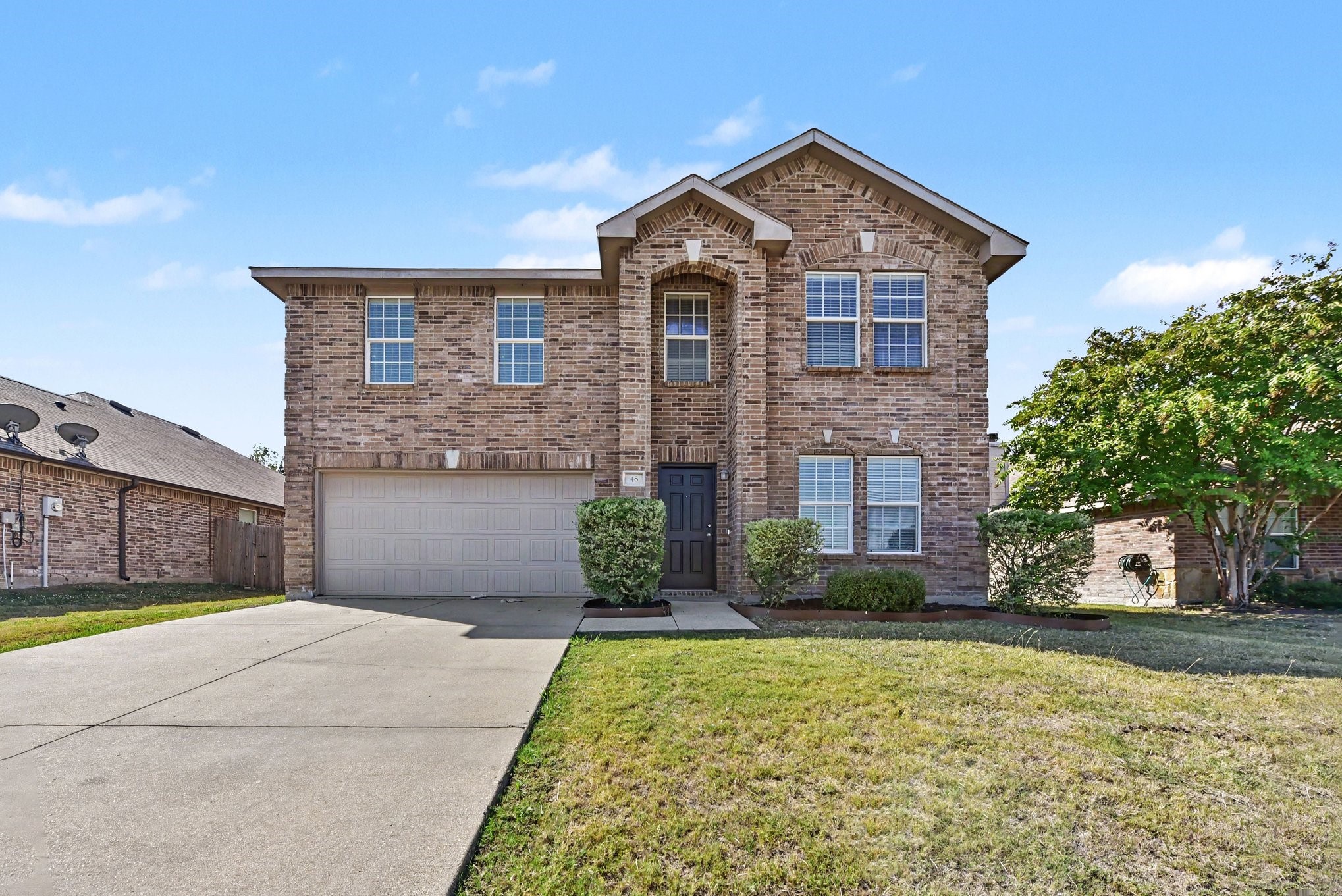 48 Daisy Drive — photo
