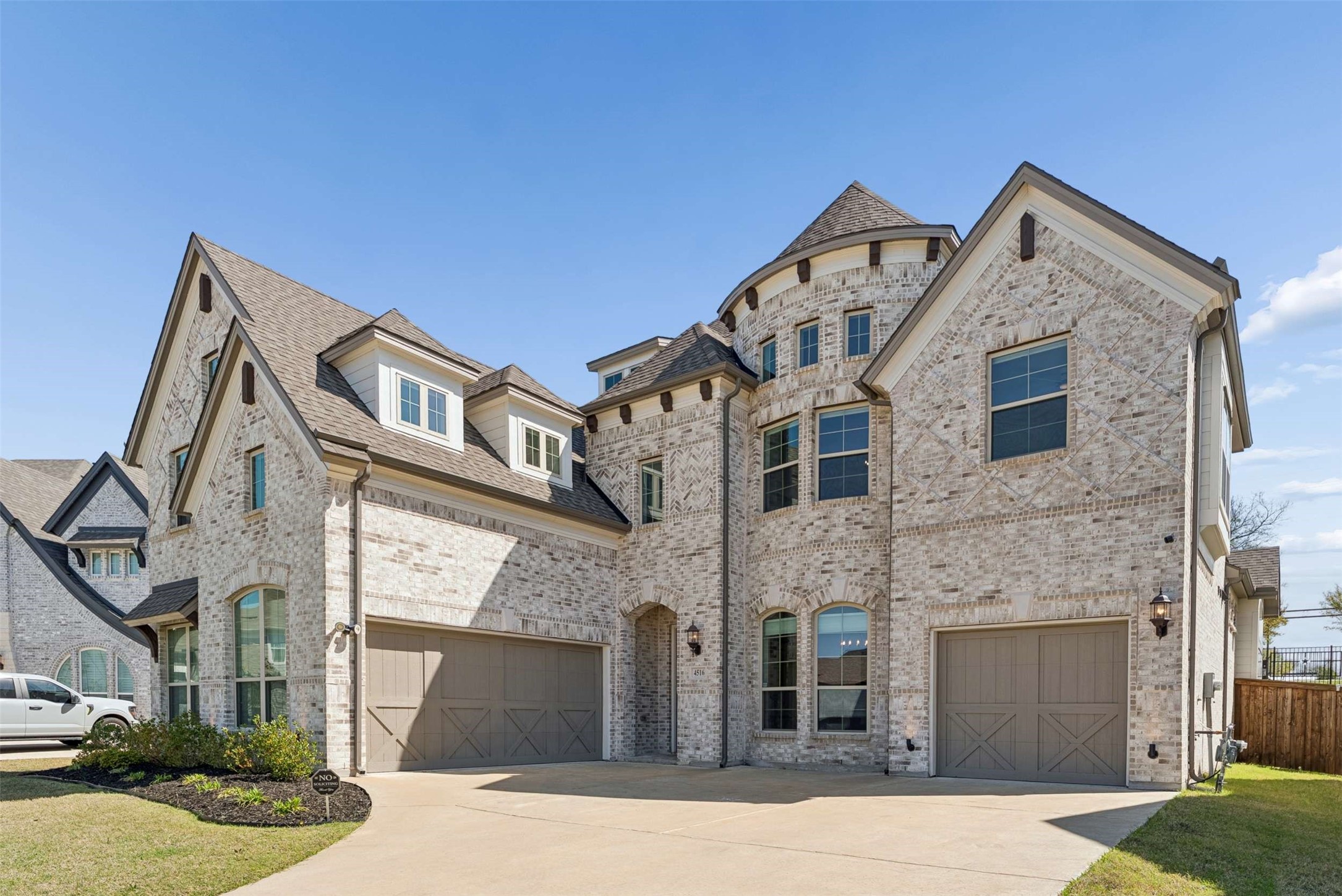 4516 Ravenbank Drive — photo