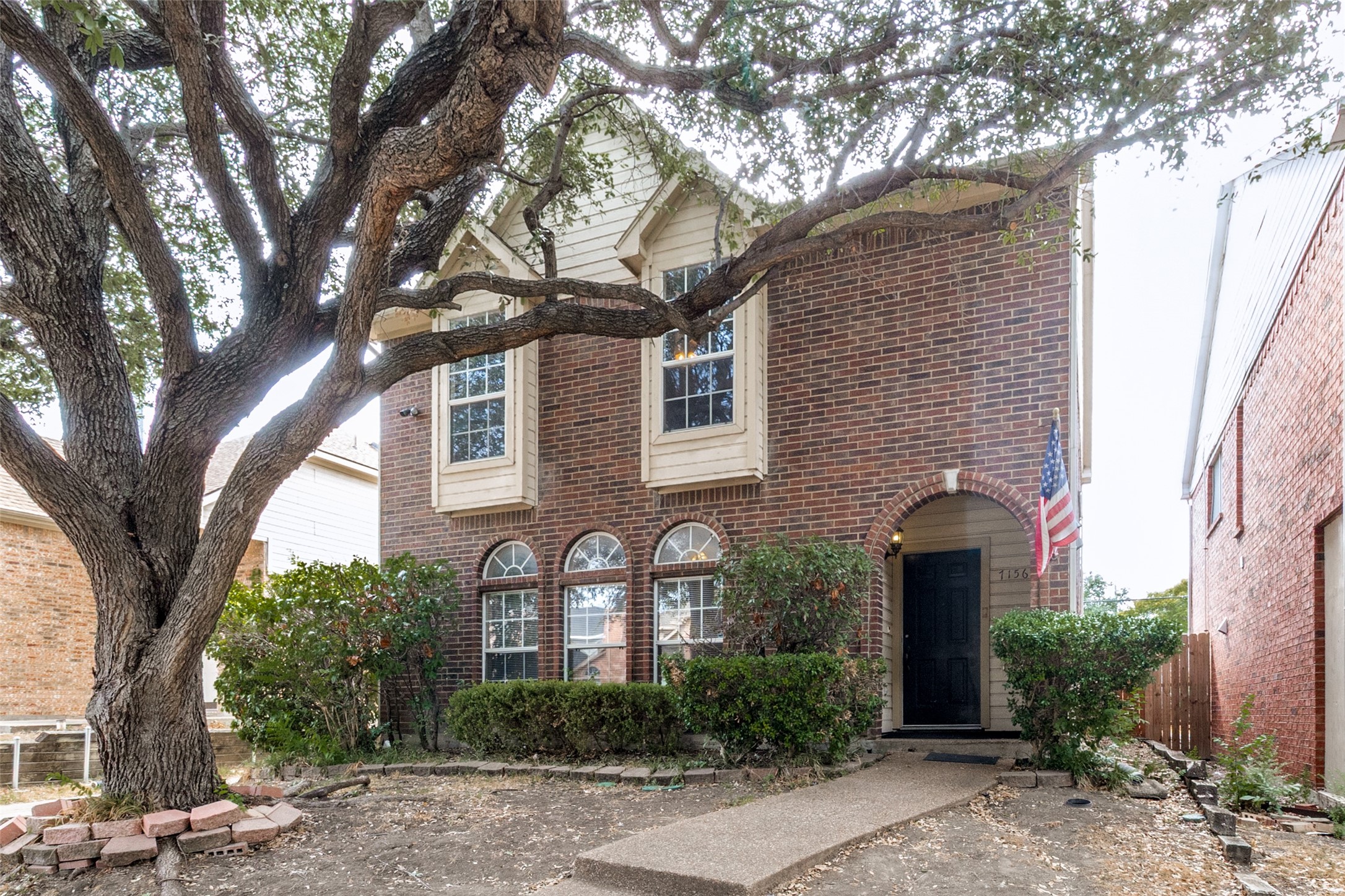 7156 Nicole Place — photo