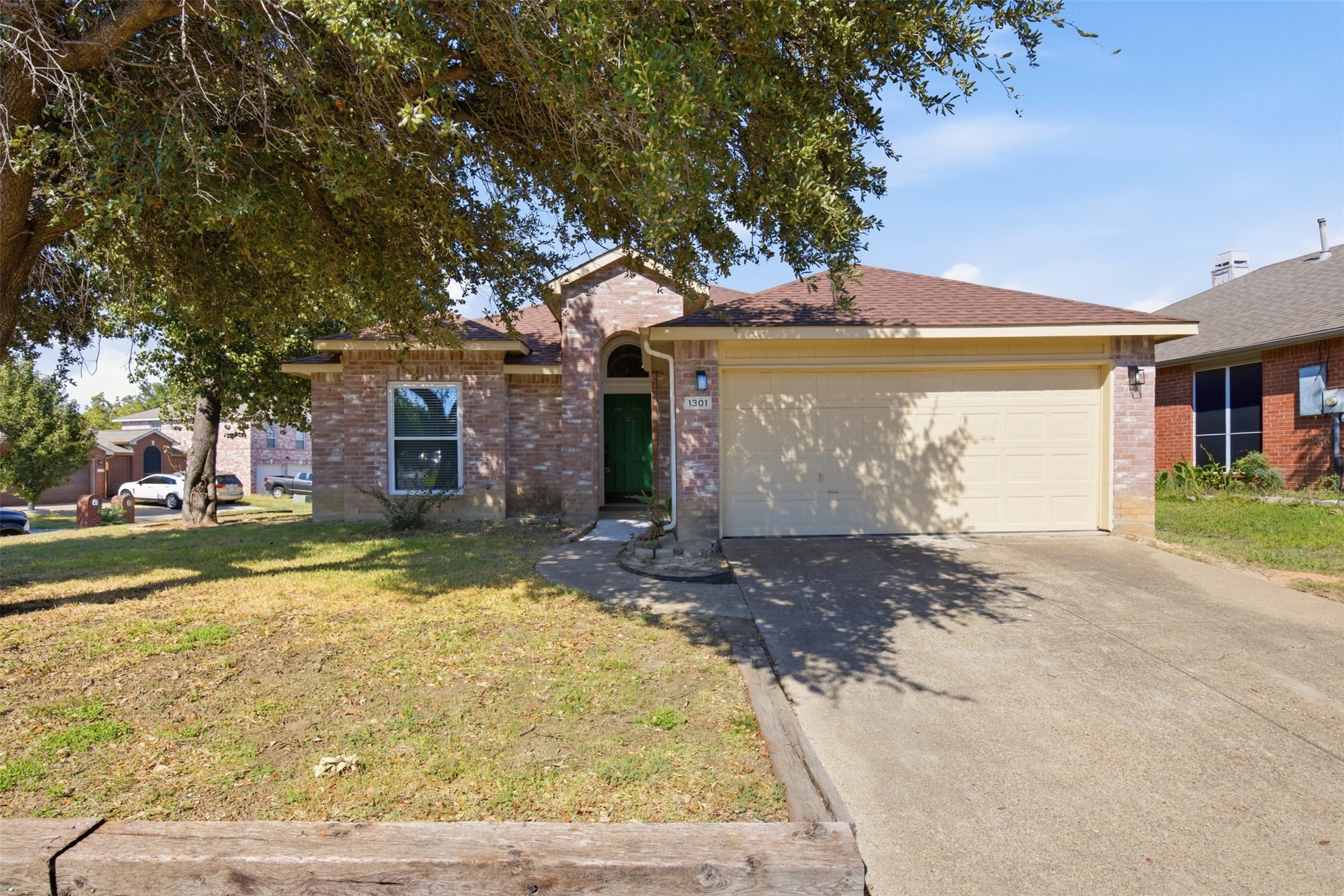 1301 Mill Wood Lane — photo