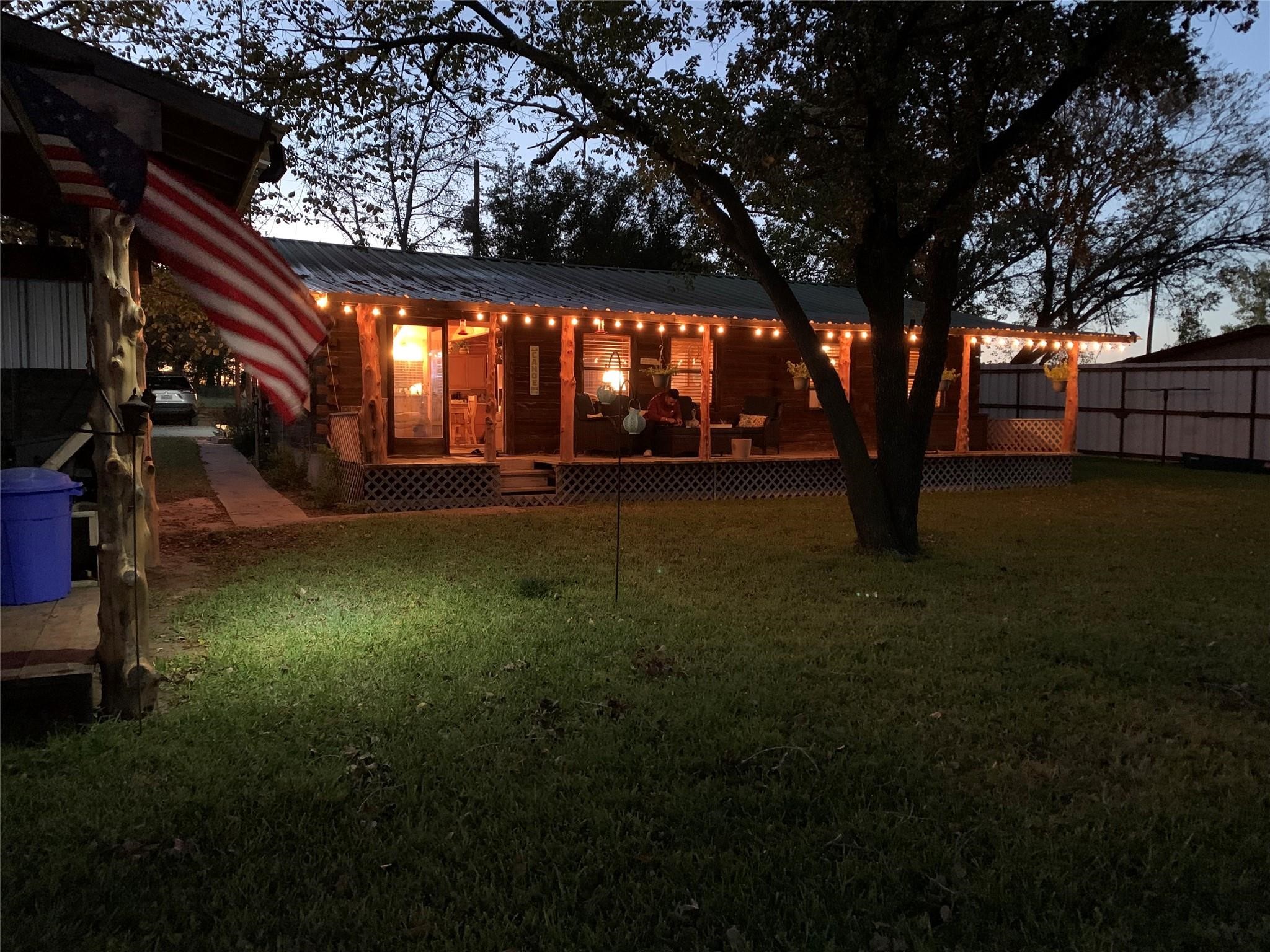 350 Lake Loop, Bellevue, TX 76228 — photo 2