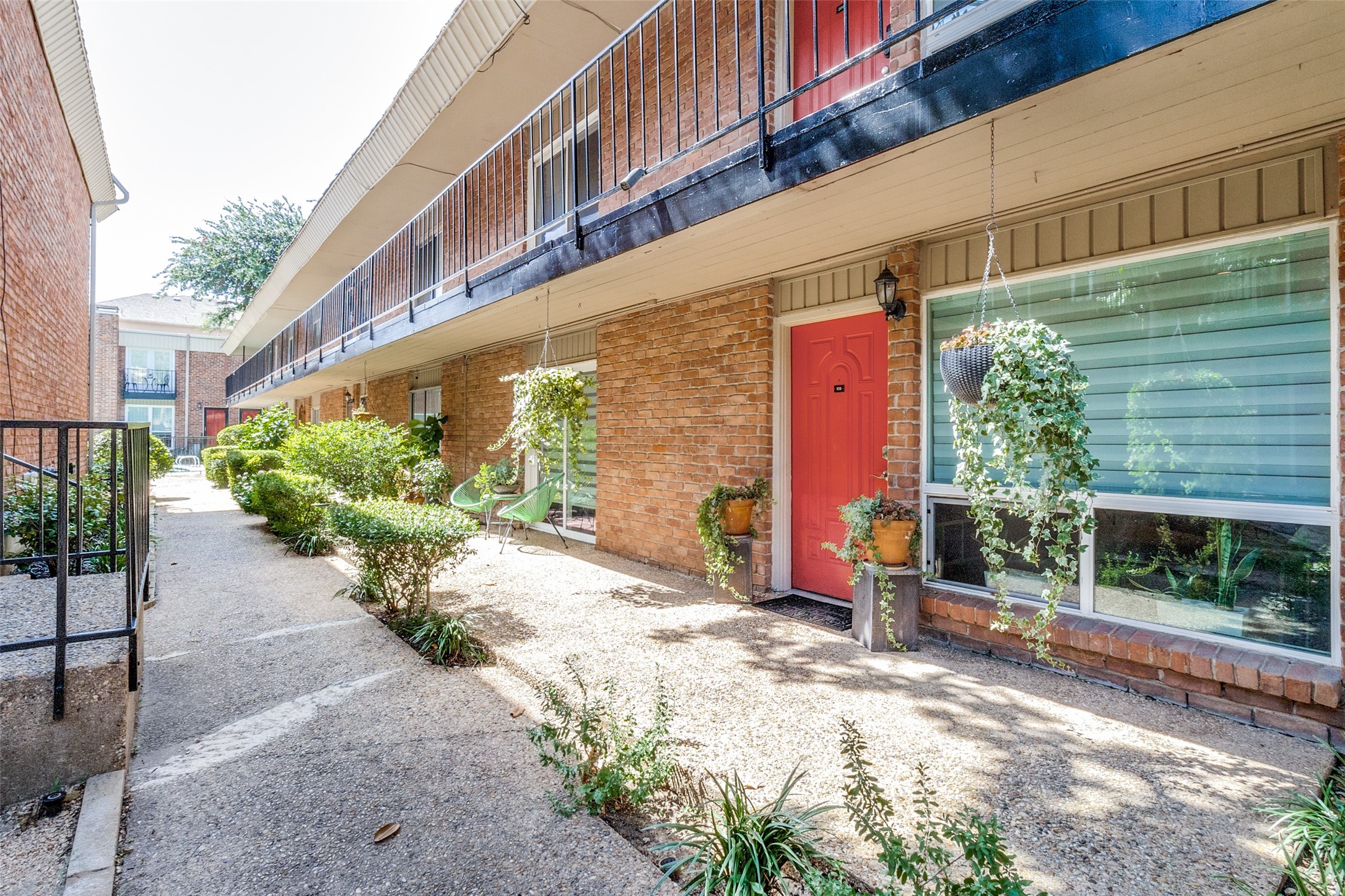 4340 Cedar Springs Road 109 — photo