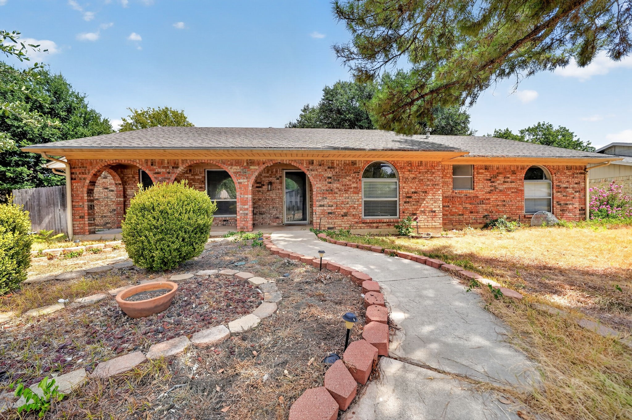 2320 Georgetown Drive — photo