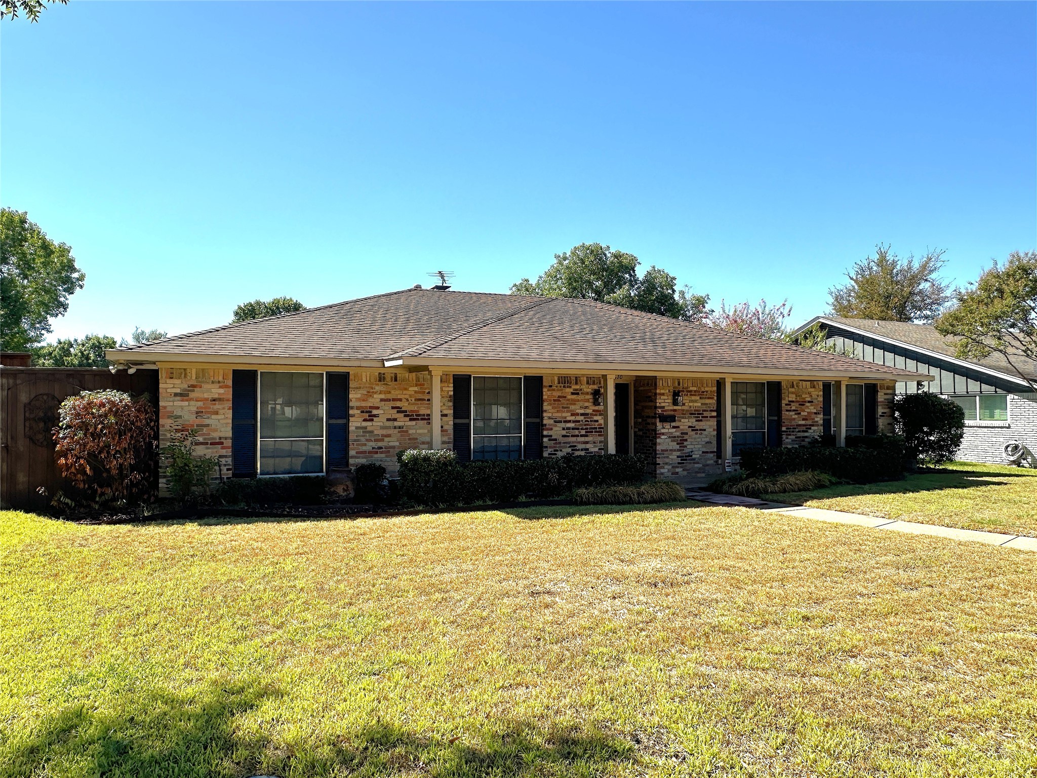 7310 Whispering Pines Drive — photo