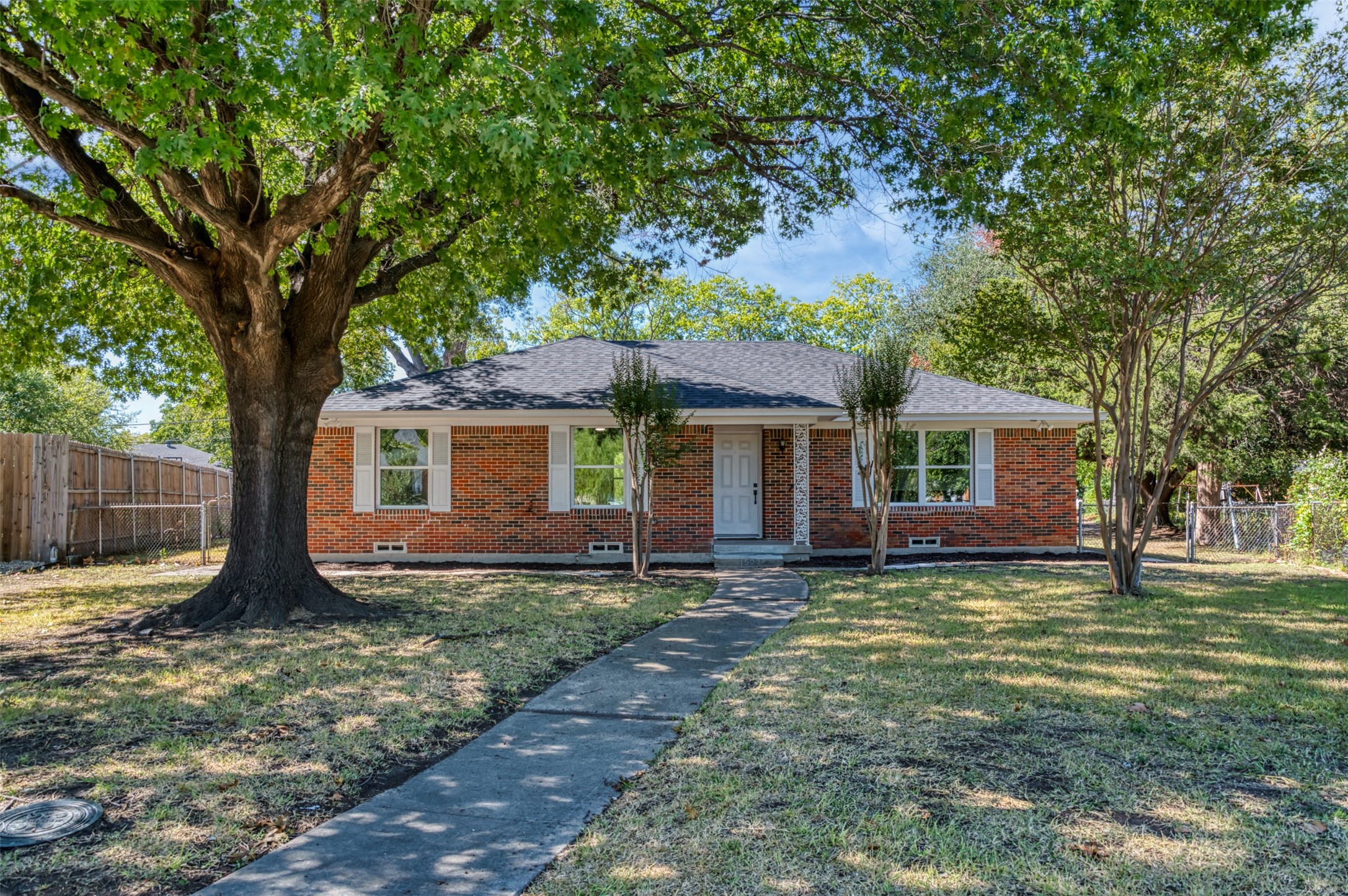 1522 Gillette Circle — photo