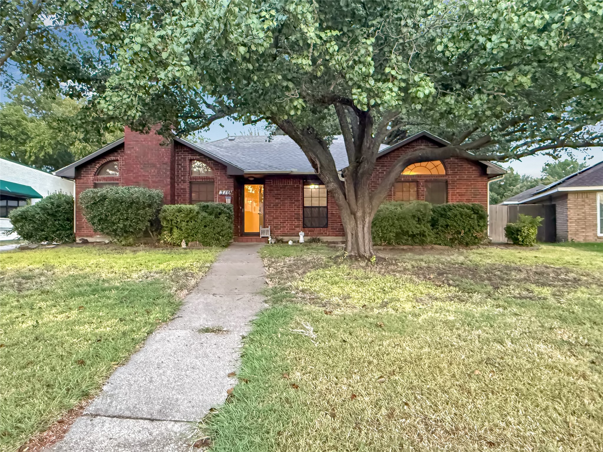 316 N Winding Oaks Drive — photo