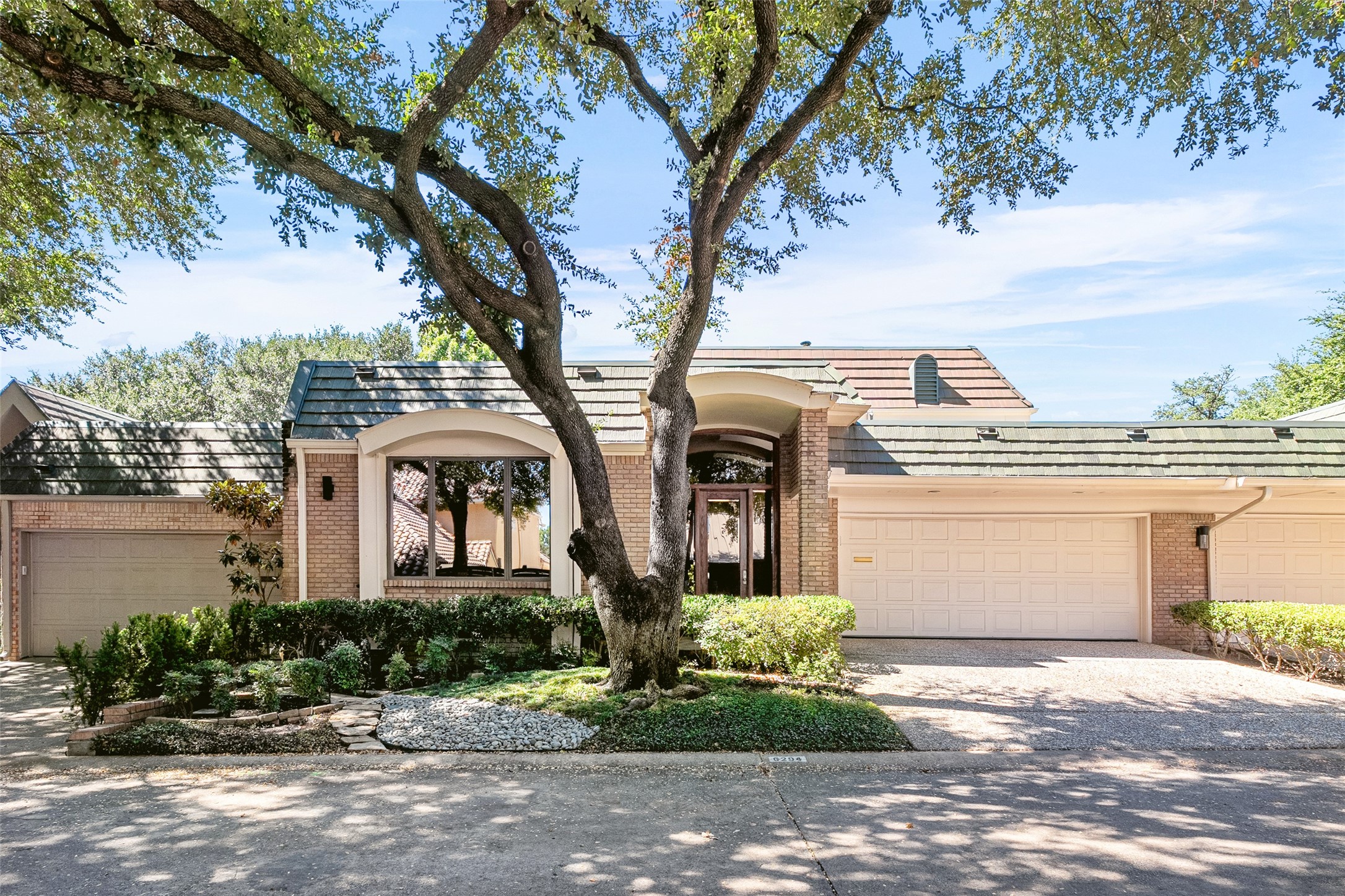 6294 Willowgate Lane — photo