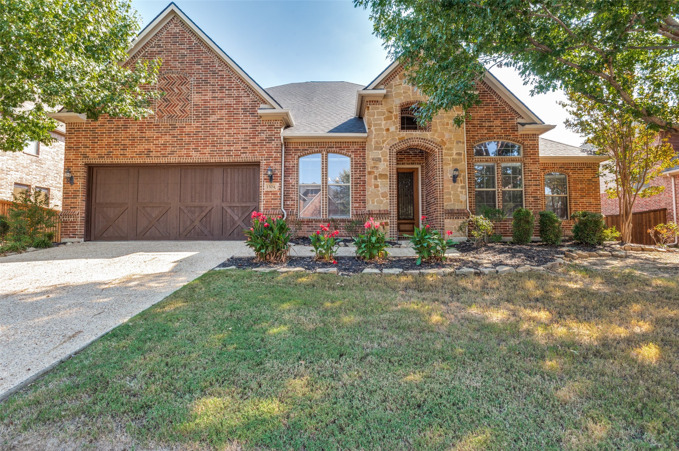 1504 Daisy Lane — photo