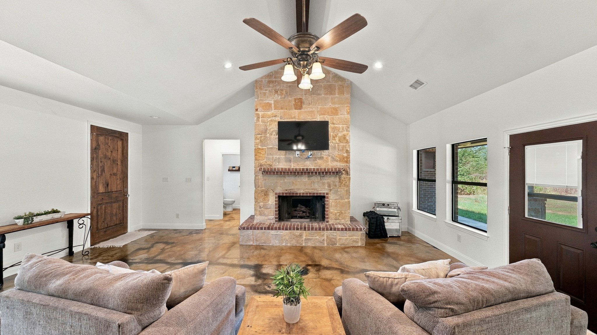 1389 County Road 3591 — photo