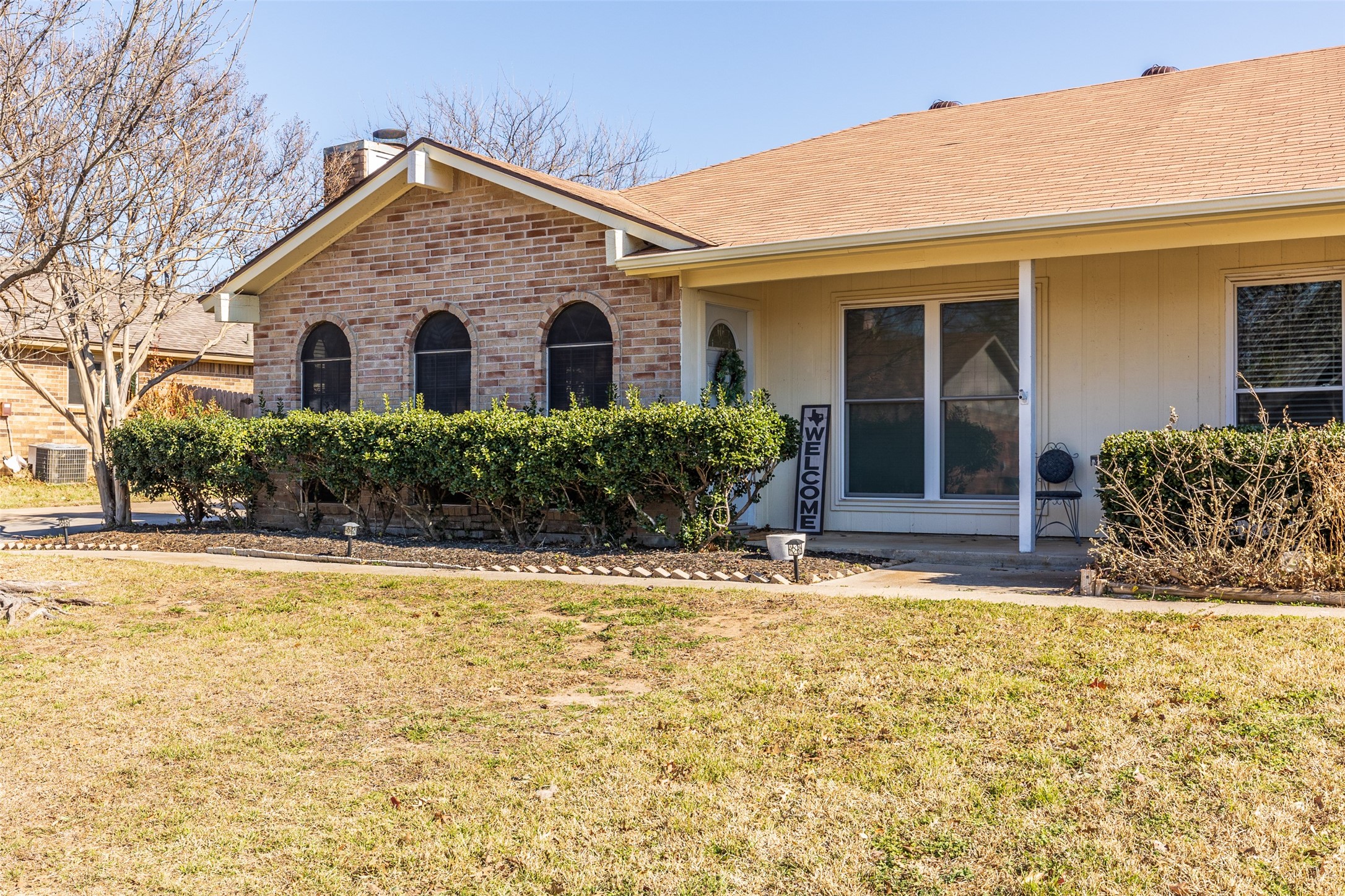 2918 Clover Lane, Euless, TX 76039 — photo 3