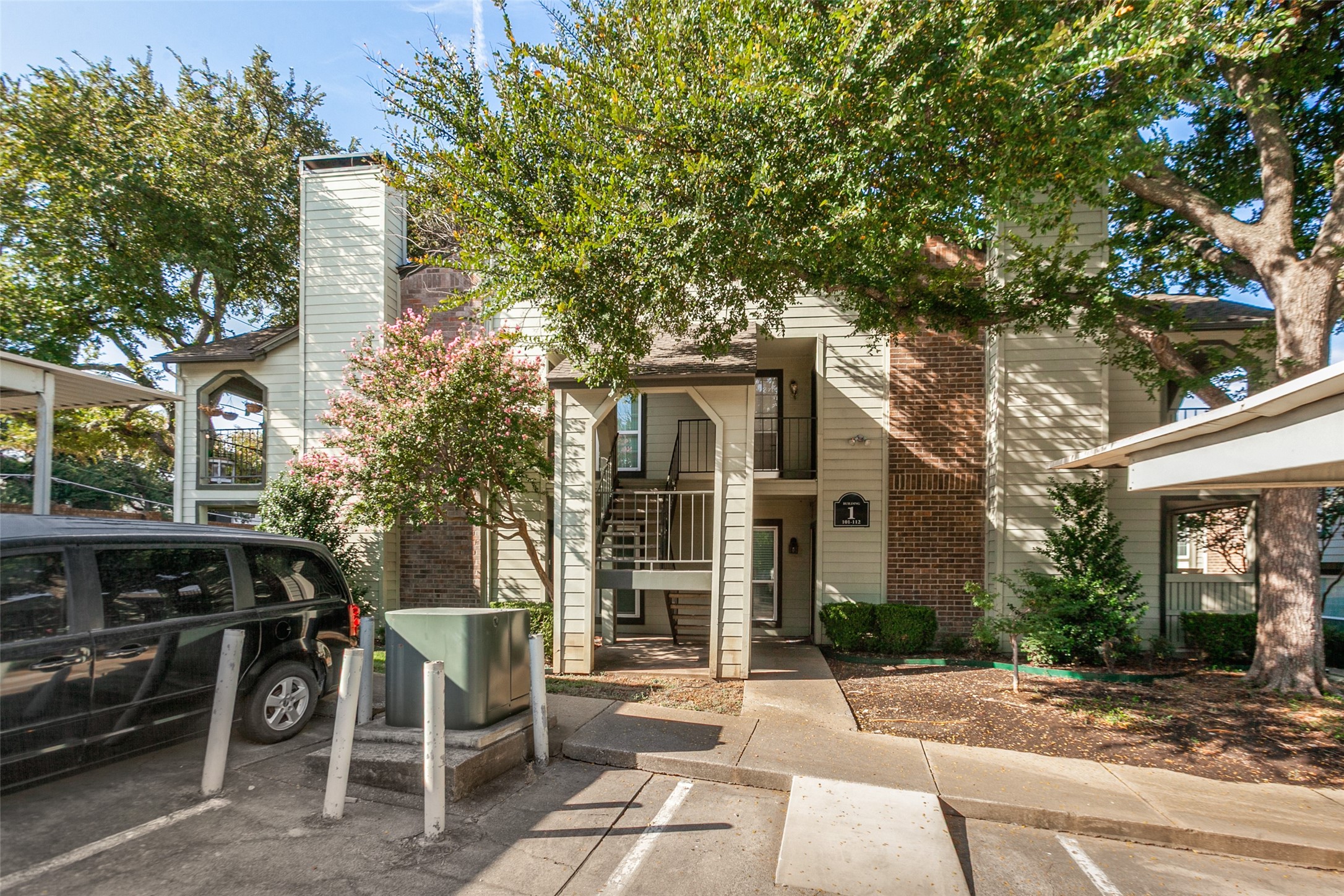 5981 Arapaho Road 103 — photo