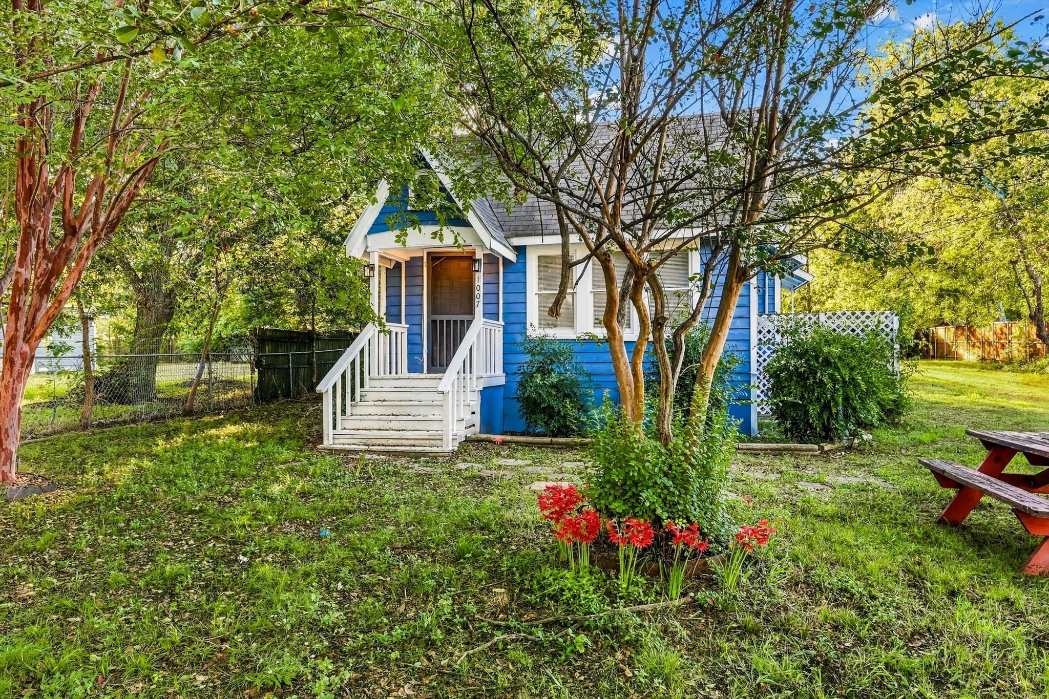 1007 Willow Street — photo