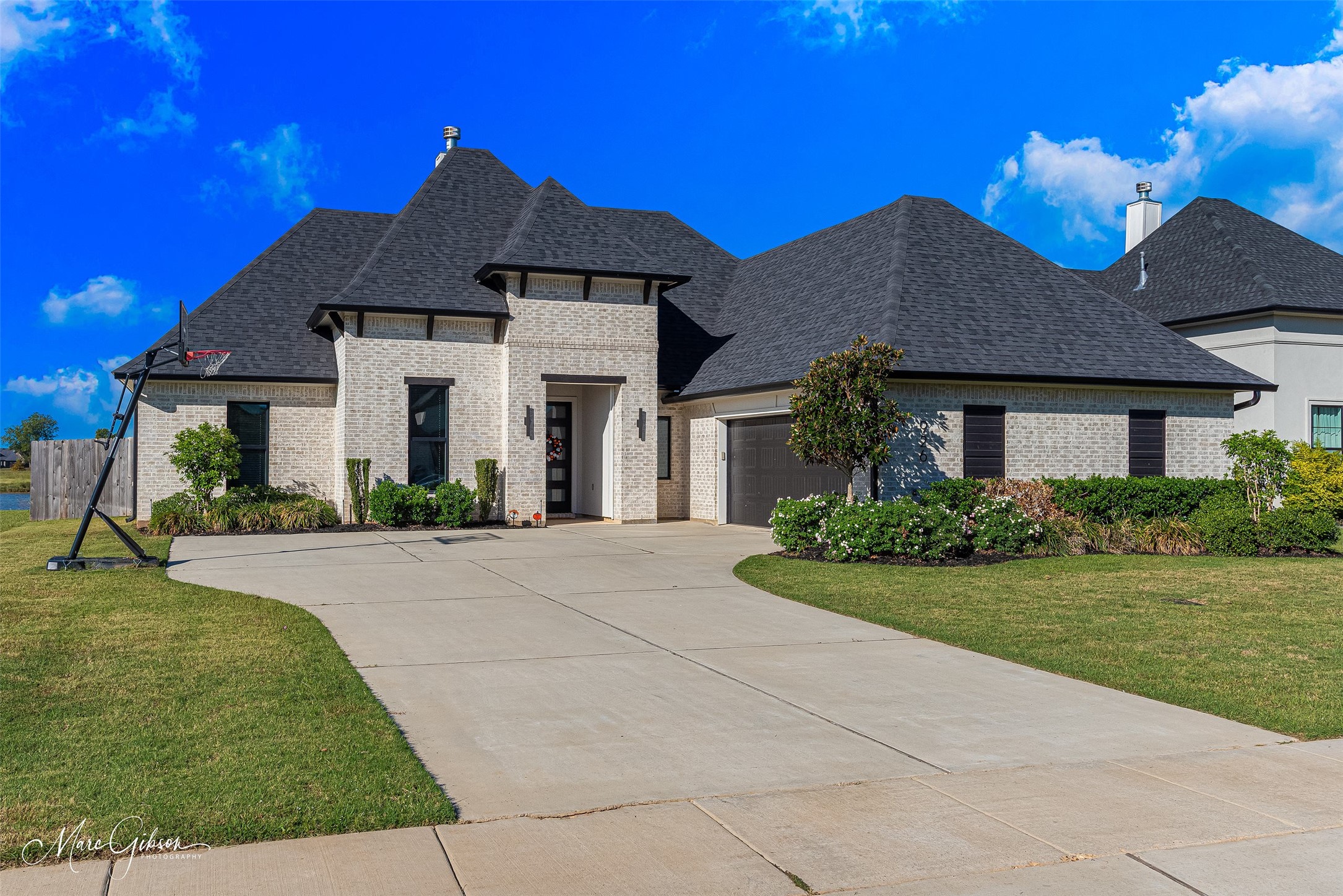 926 Chisolm Trail — photo