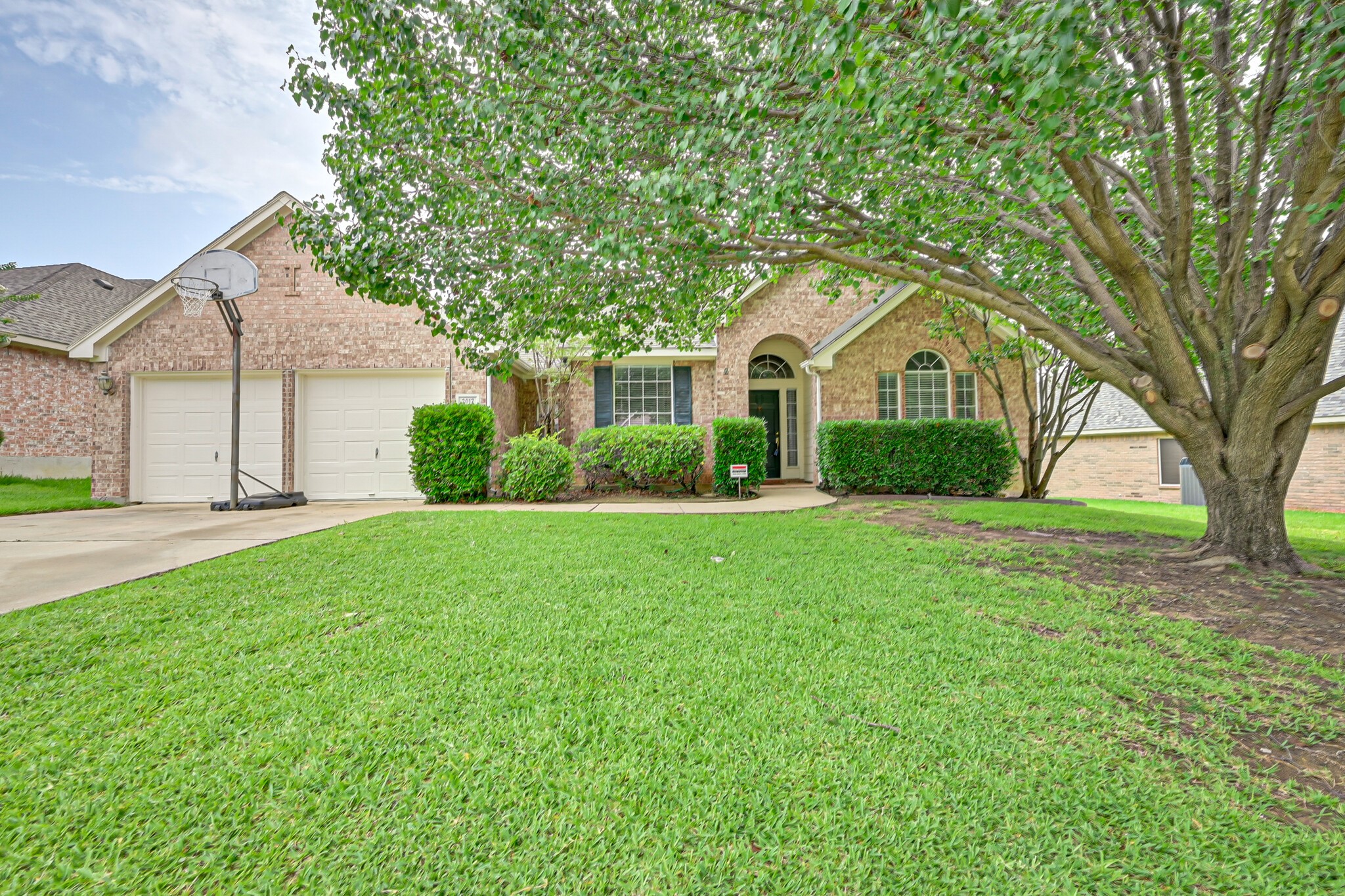 2017 Perry Drive — photo
