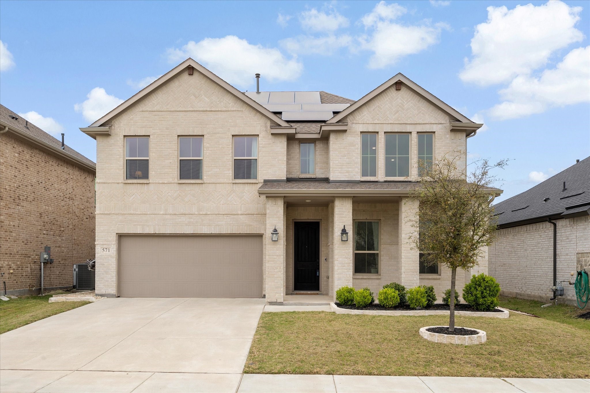 571 Bradley Drive — photo
