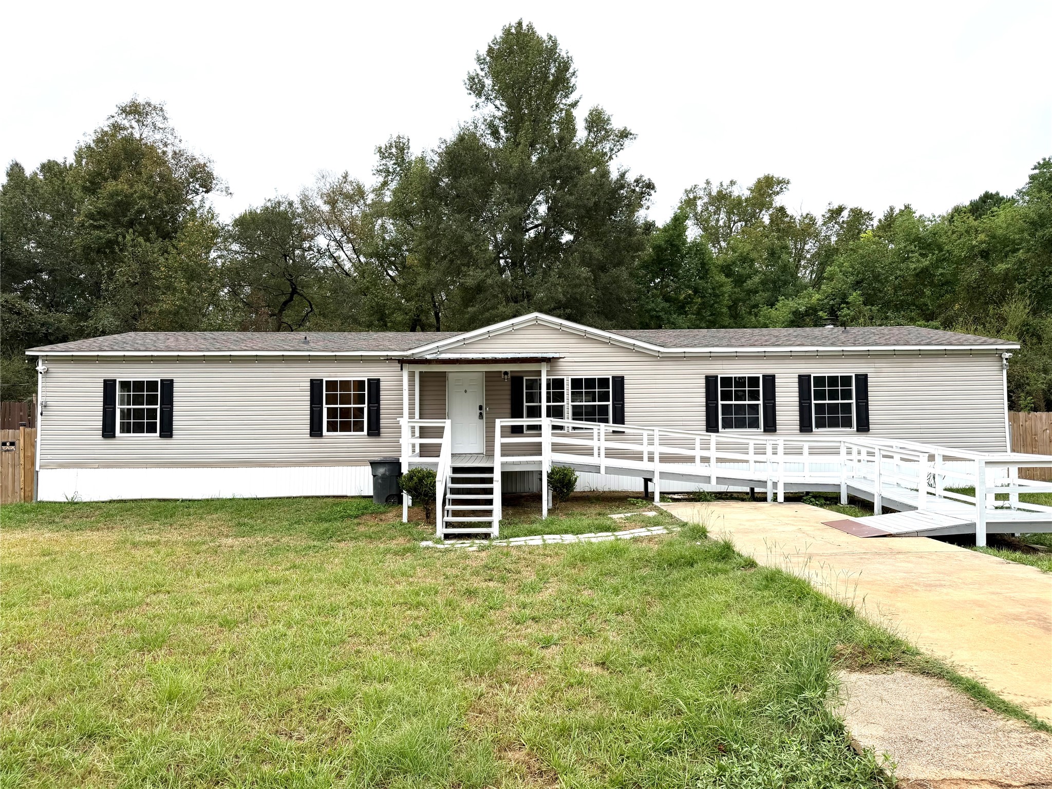 1211 Morrow Road — photo