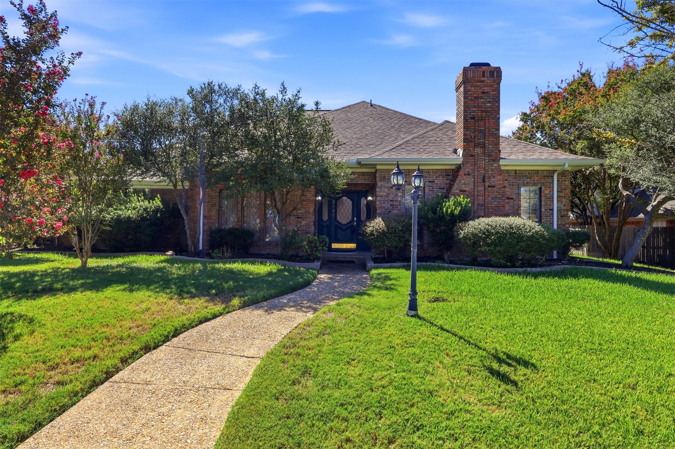 2700 Nighthawk Drive — photo