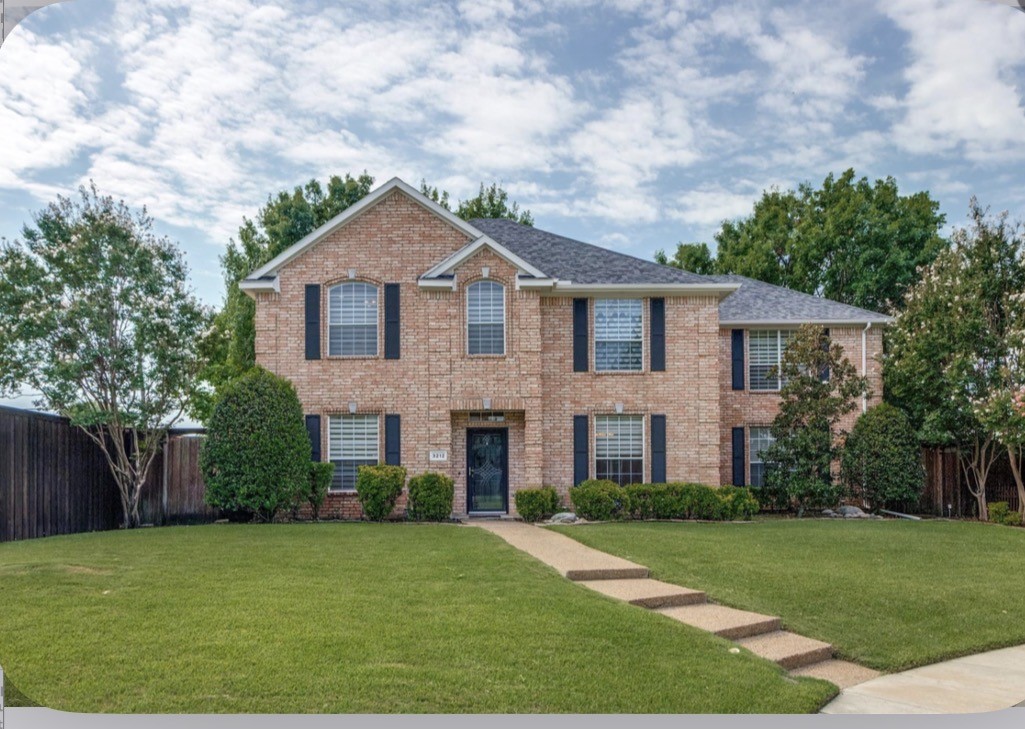 3212 Blenheim Court — photo