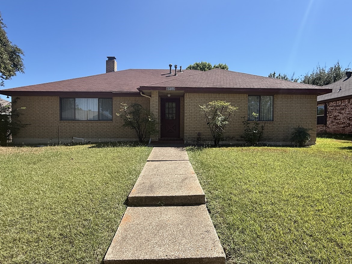 3502 Lilac Lane — photo