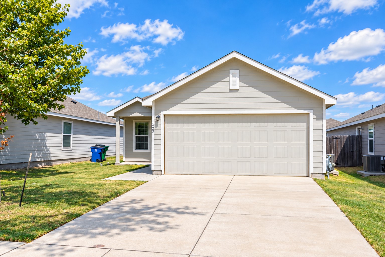 1422 Southwell Drive — photo