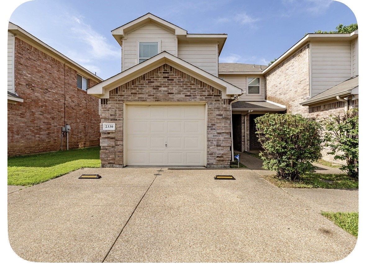 2330 Kingsway Drive — photo