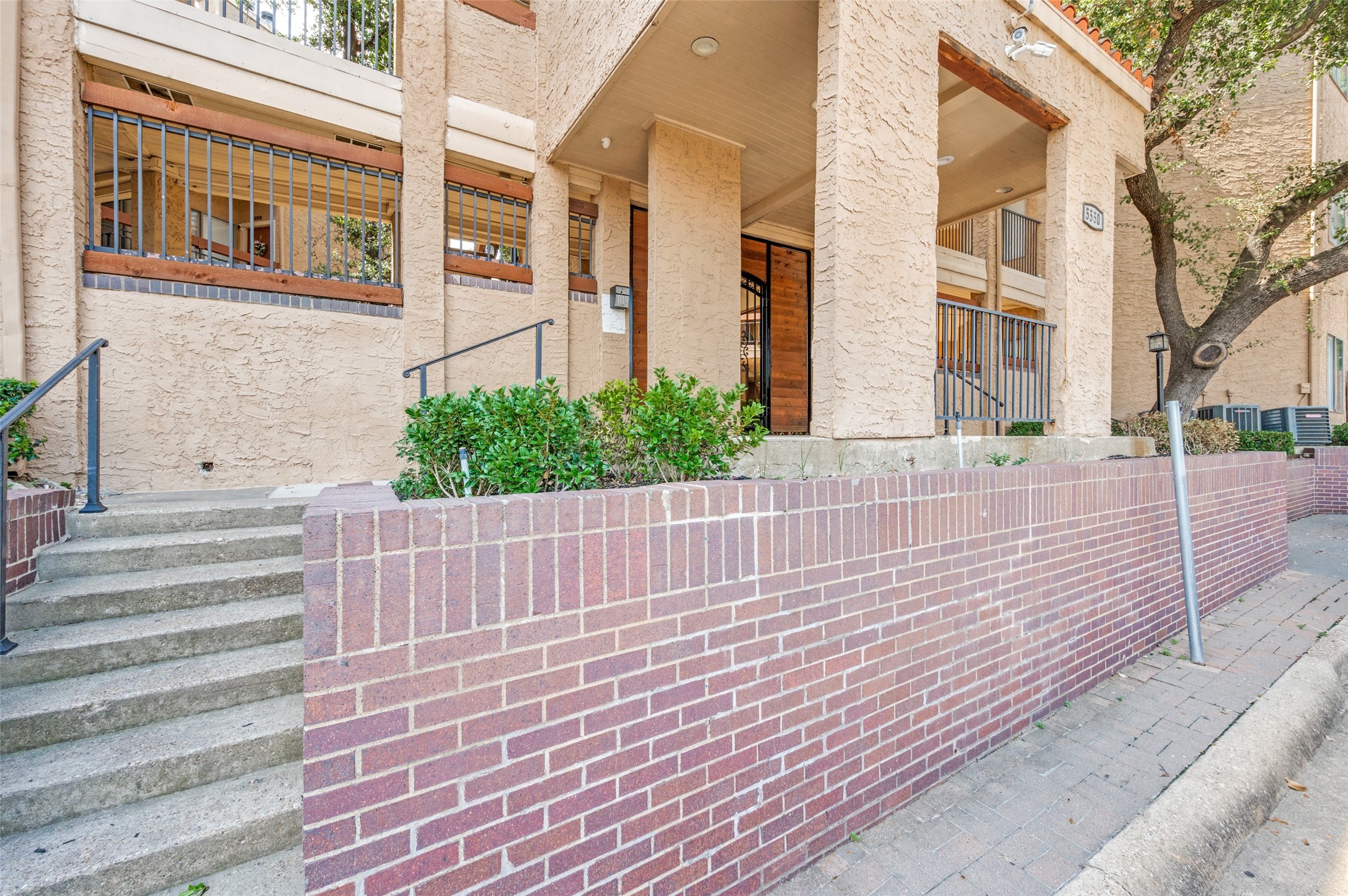 5550 Spring Valley Road C21 — photo