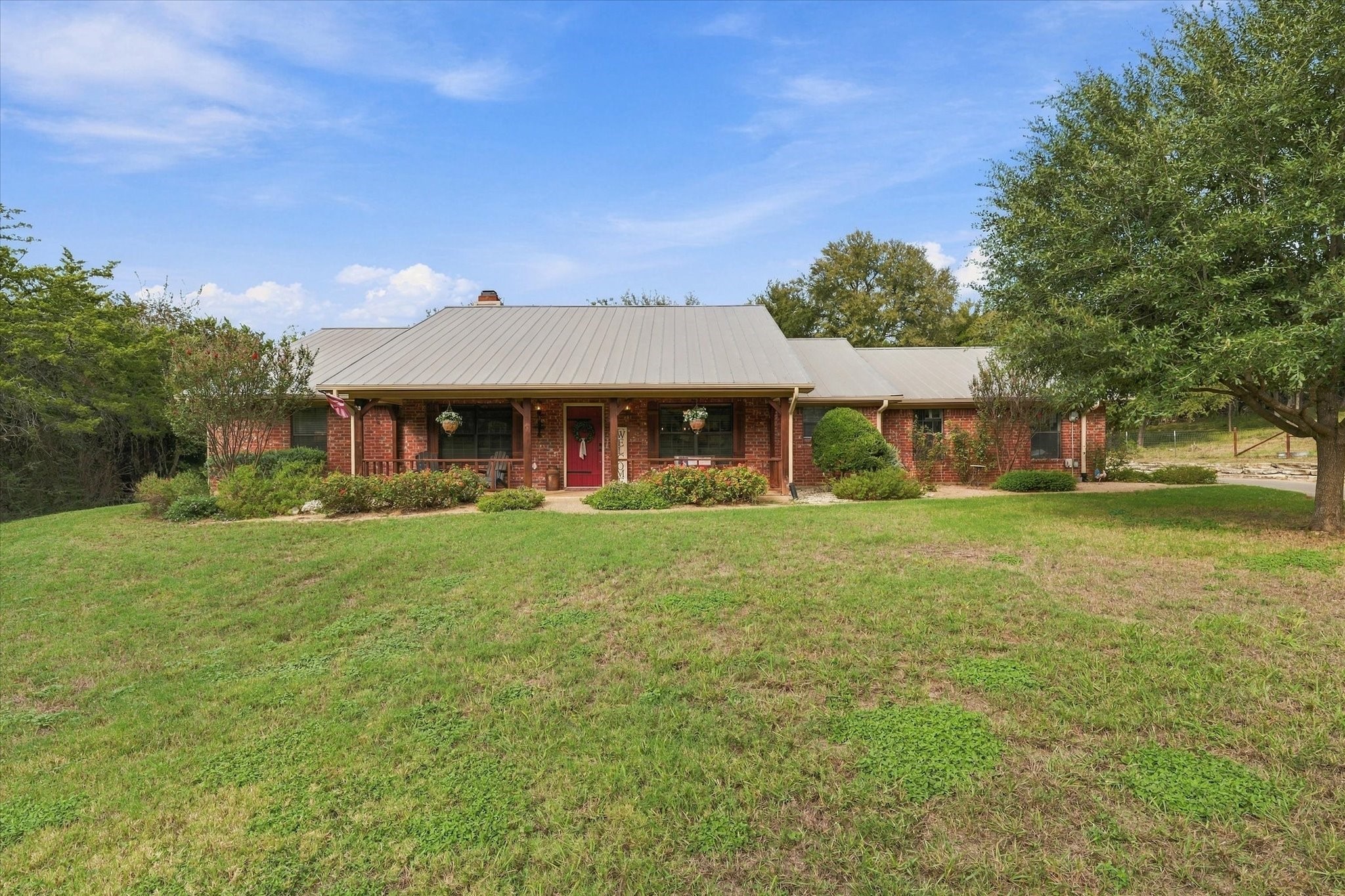 1600 Fox Ridge Road — photo