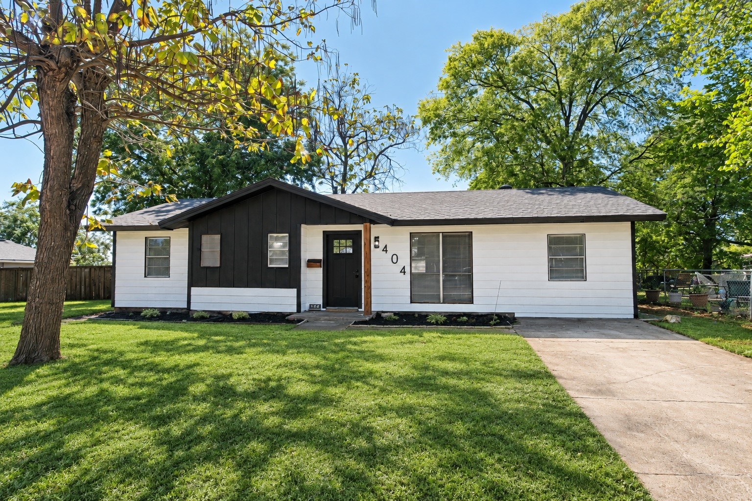 404 Limestone Drive — photo
