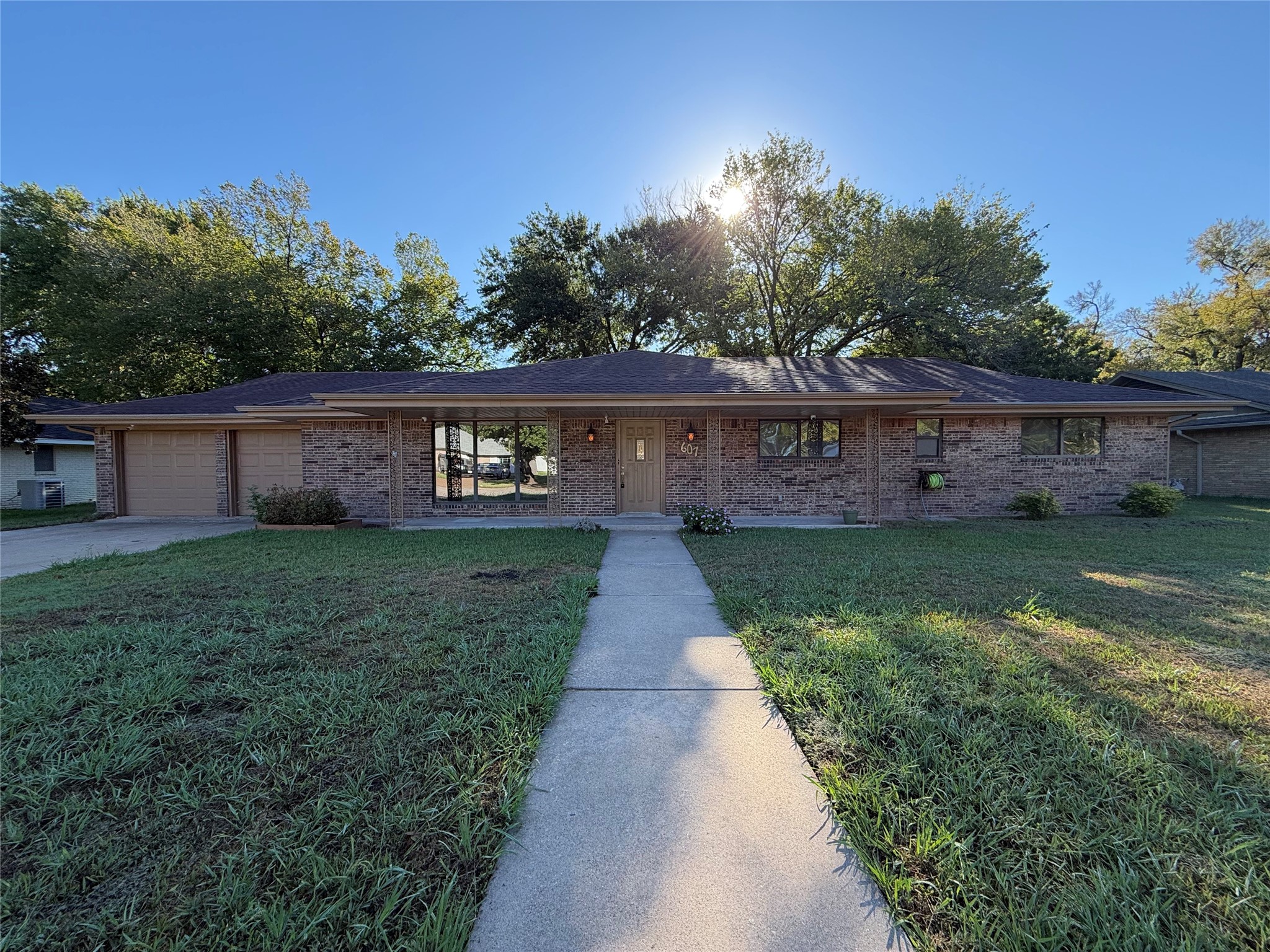 607 Turtle Creek Drive — photo