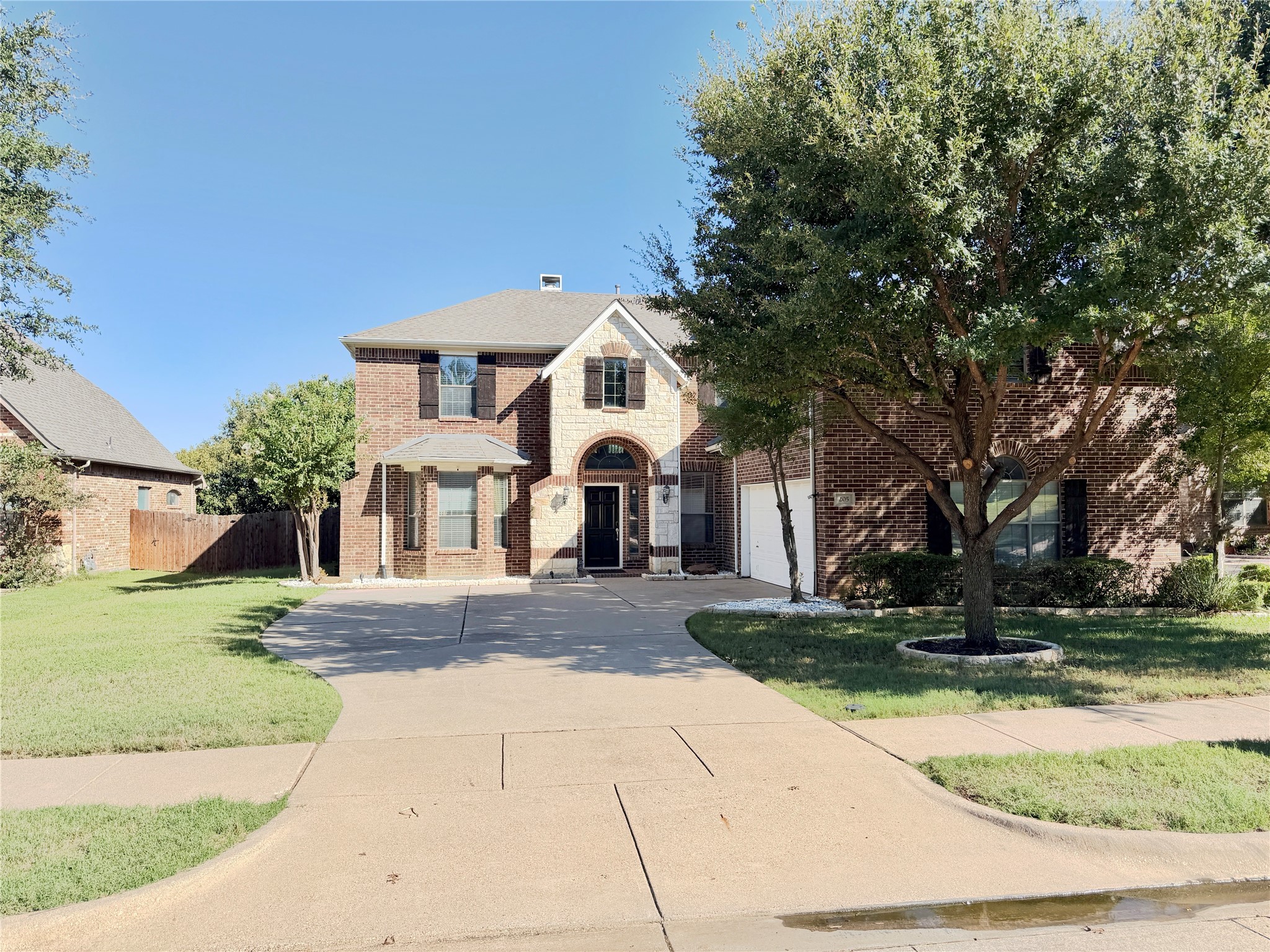 205 Edenderry Drive — photo