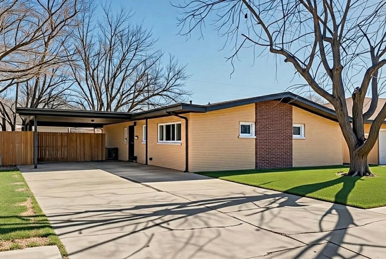 302 Meadow Drive — photo