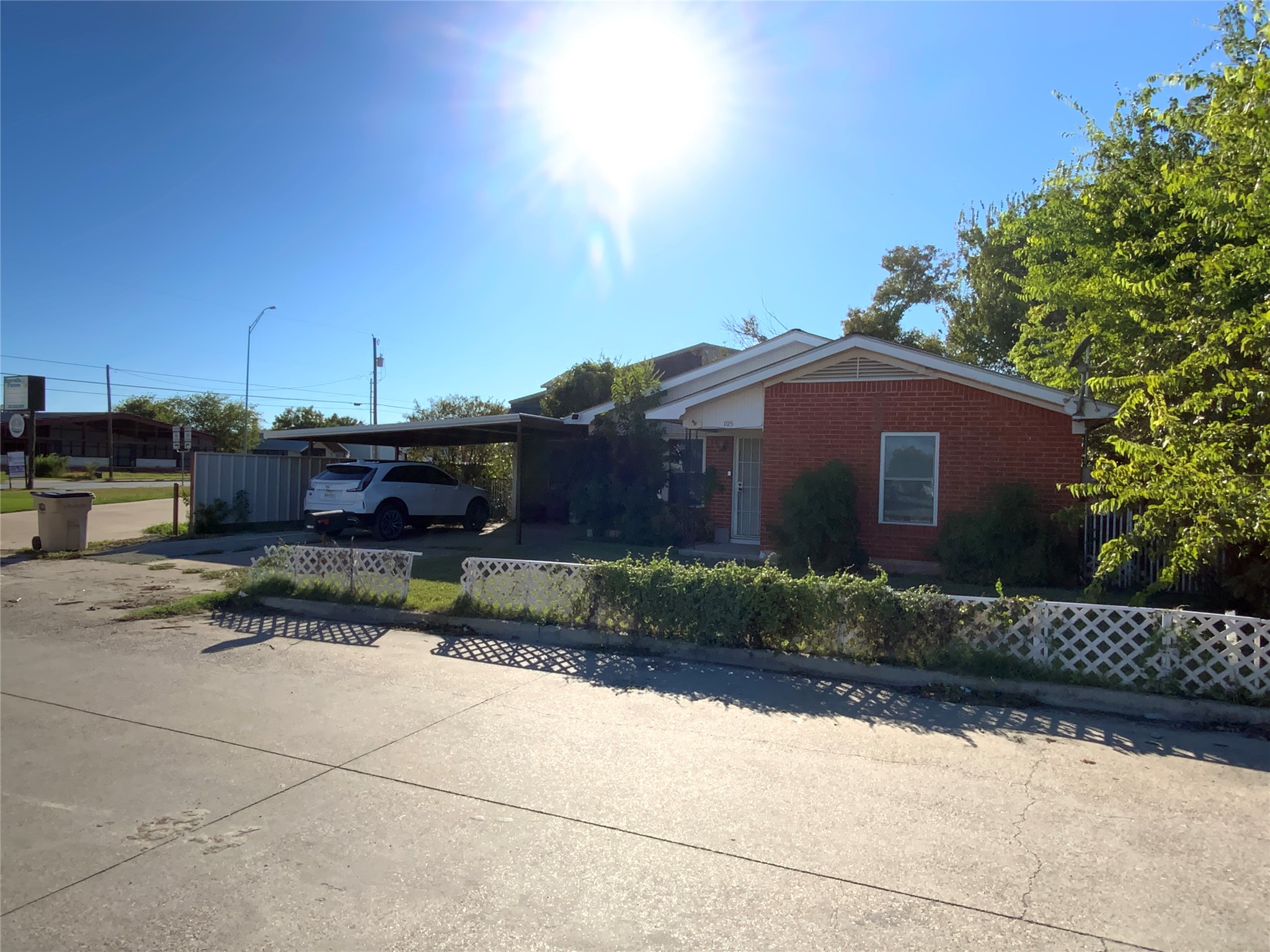 105 N Cole Street — photo