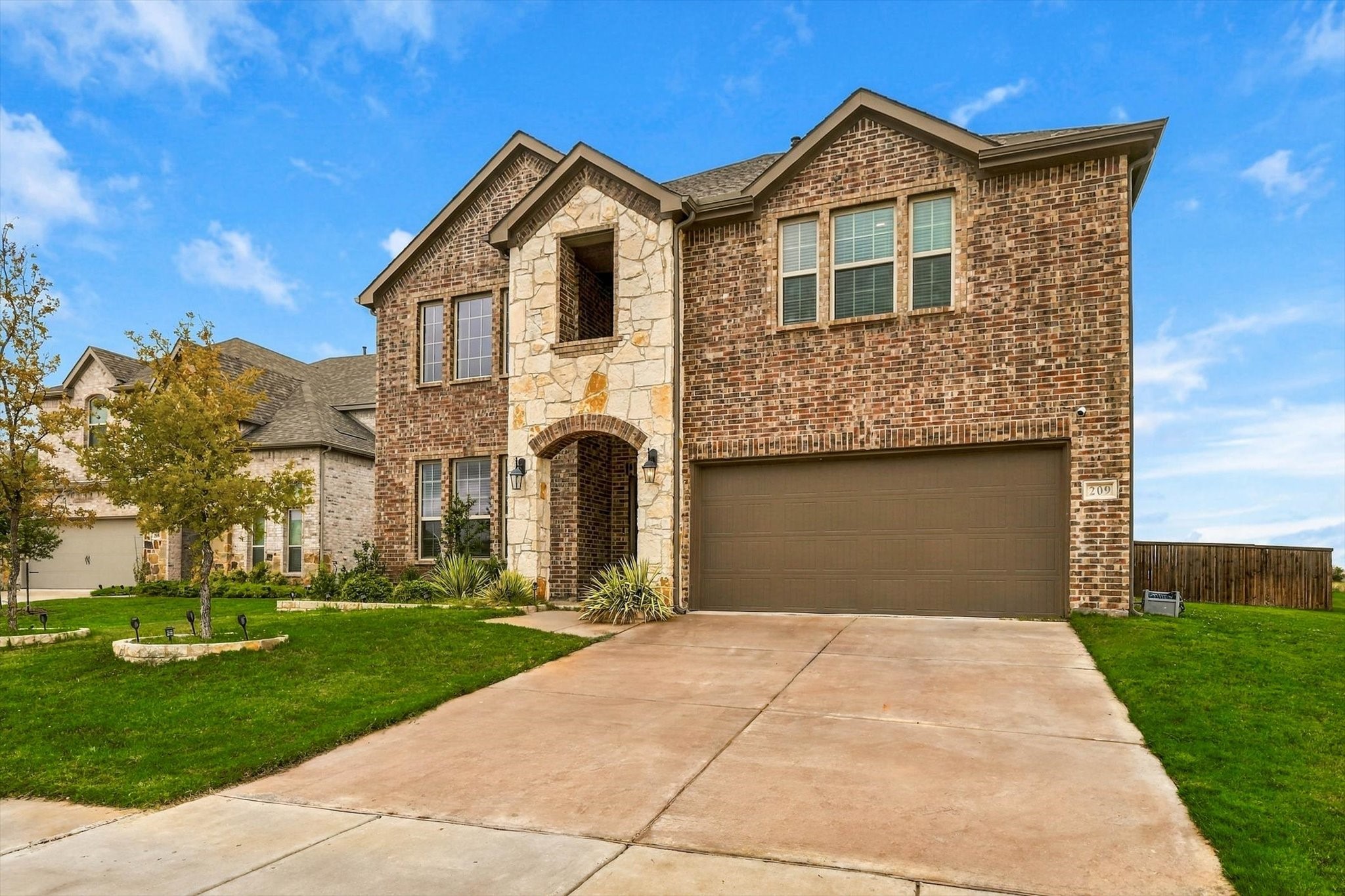 209 Tate Lane — photo