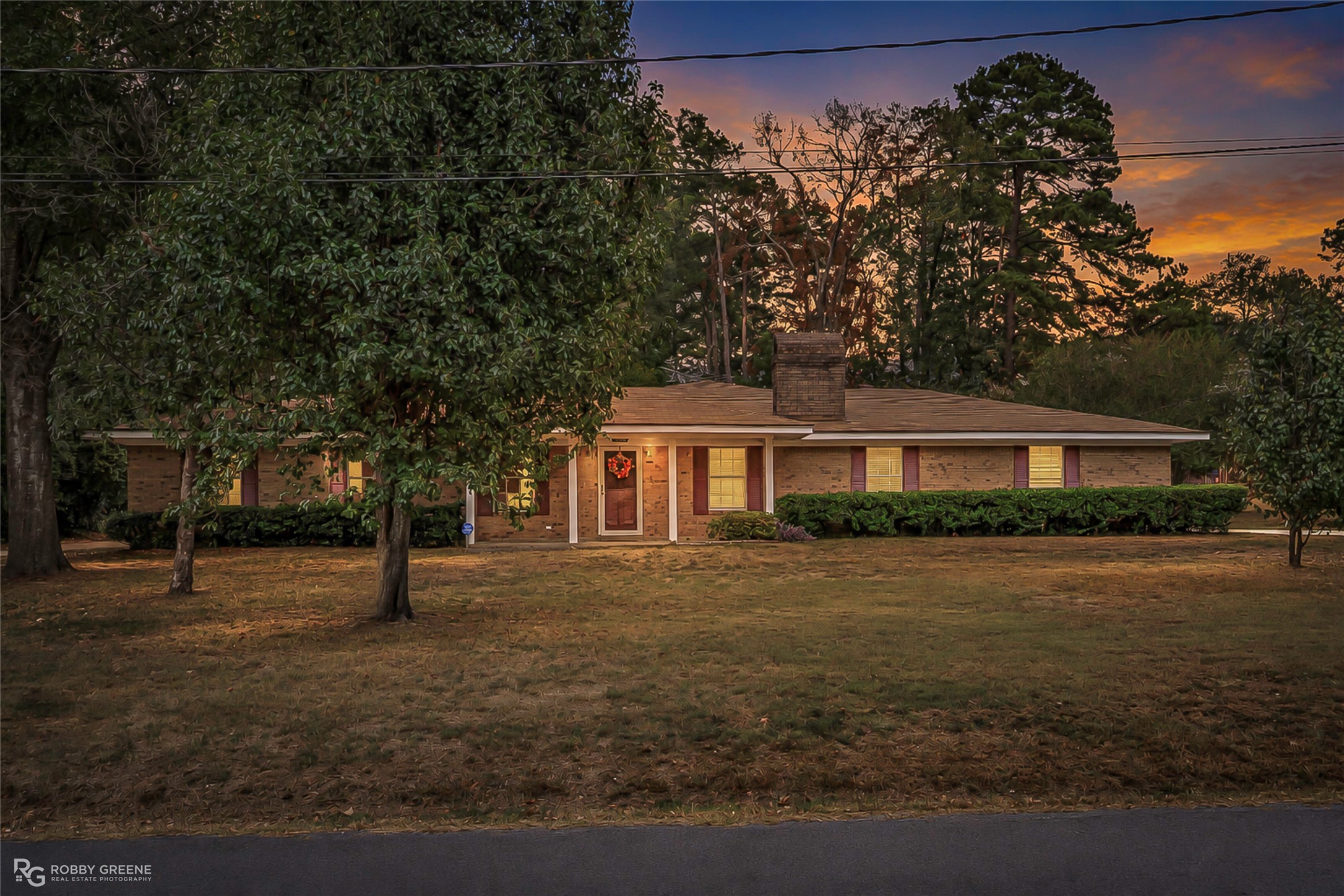 1204 Park Hwy — photo