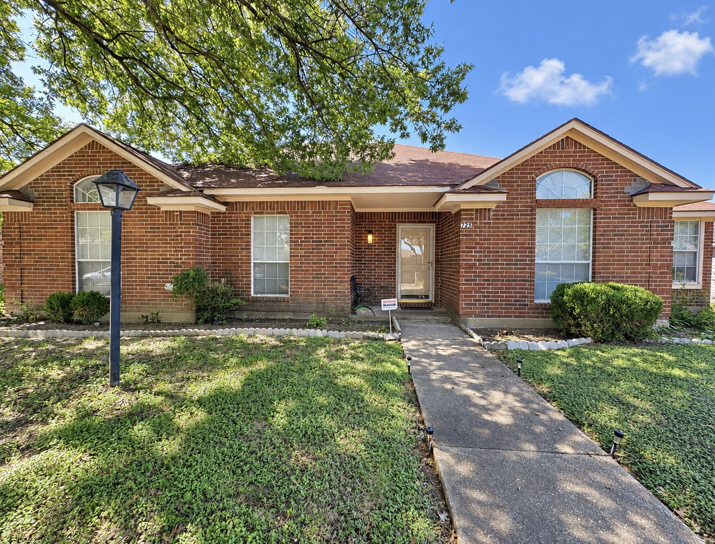 725 Andalusia Trail — photo