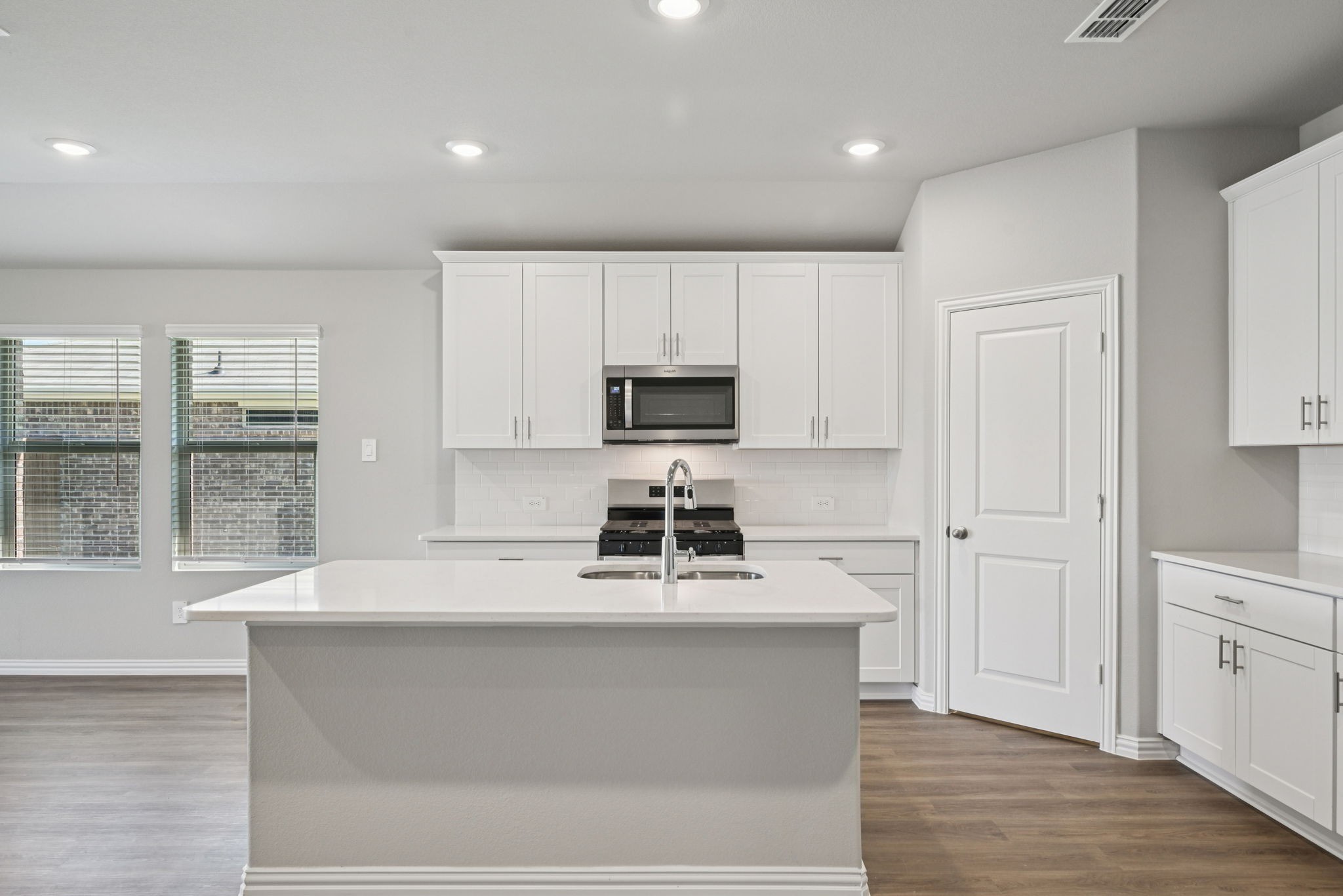 1760 Onion Creek Place — photo